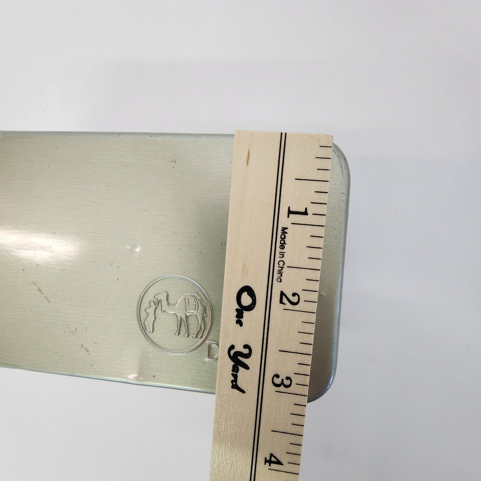 Vintage 1940's Dixie Mix Tin Embossed Camel Logo Silver Metal Storage Box - Thumbnail 11