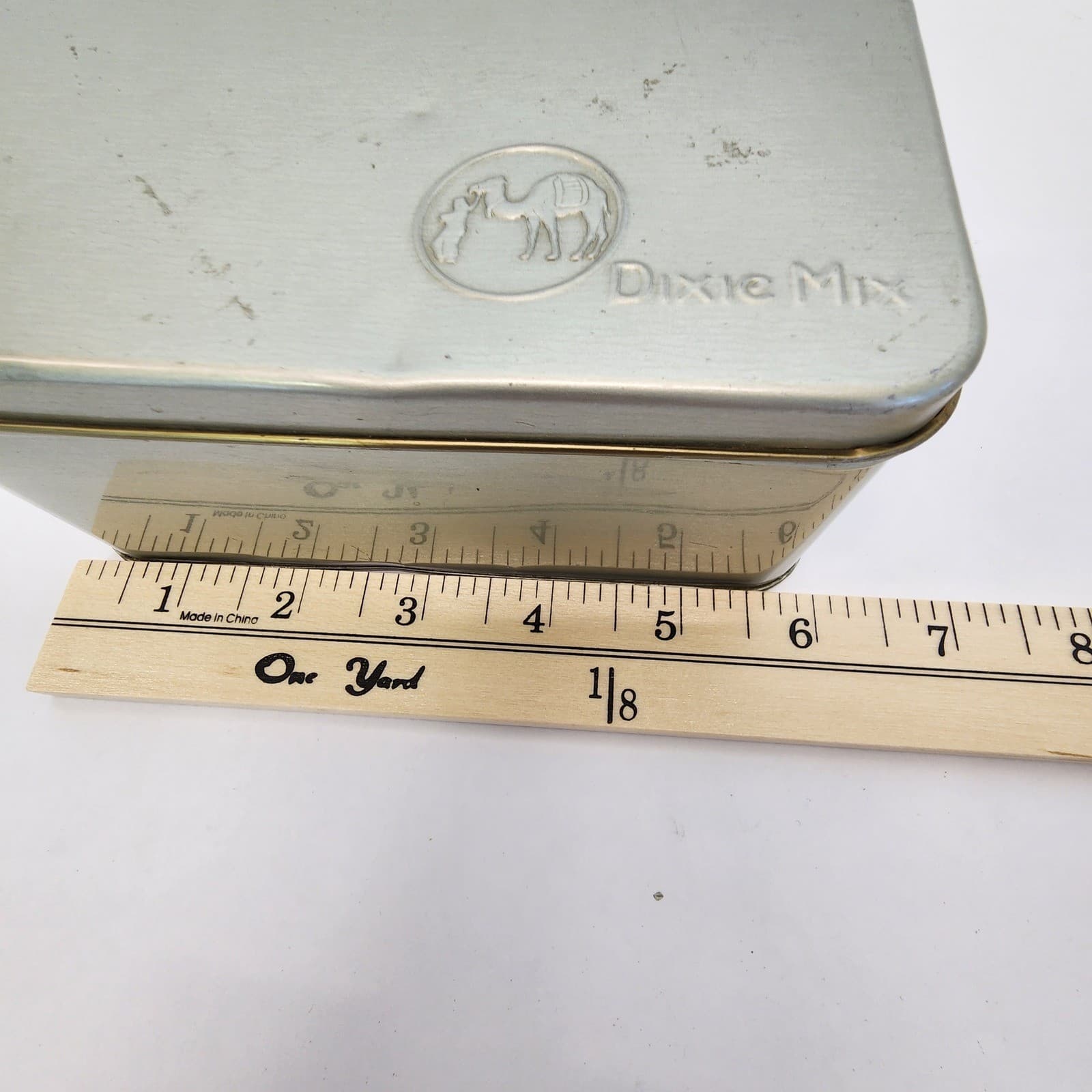 Vintage 1940's Dixie Mix Tin Embossed Camel Logo Silver Metal Storage Box - Thumbnail 9