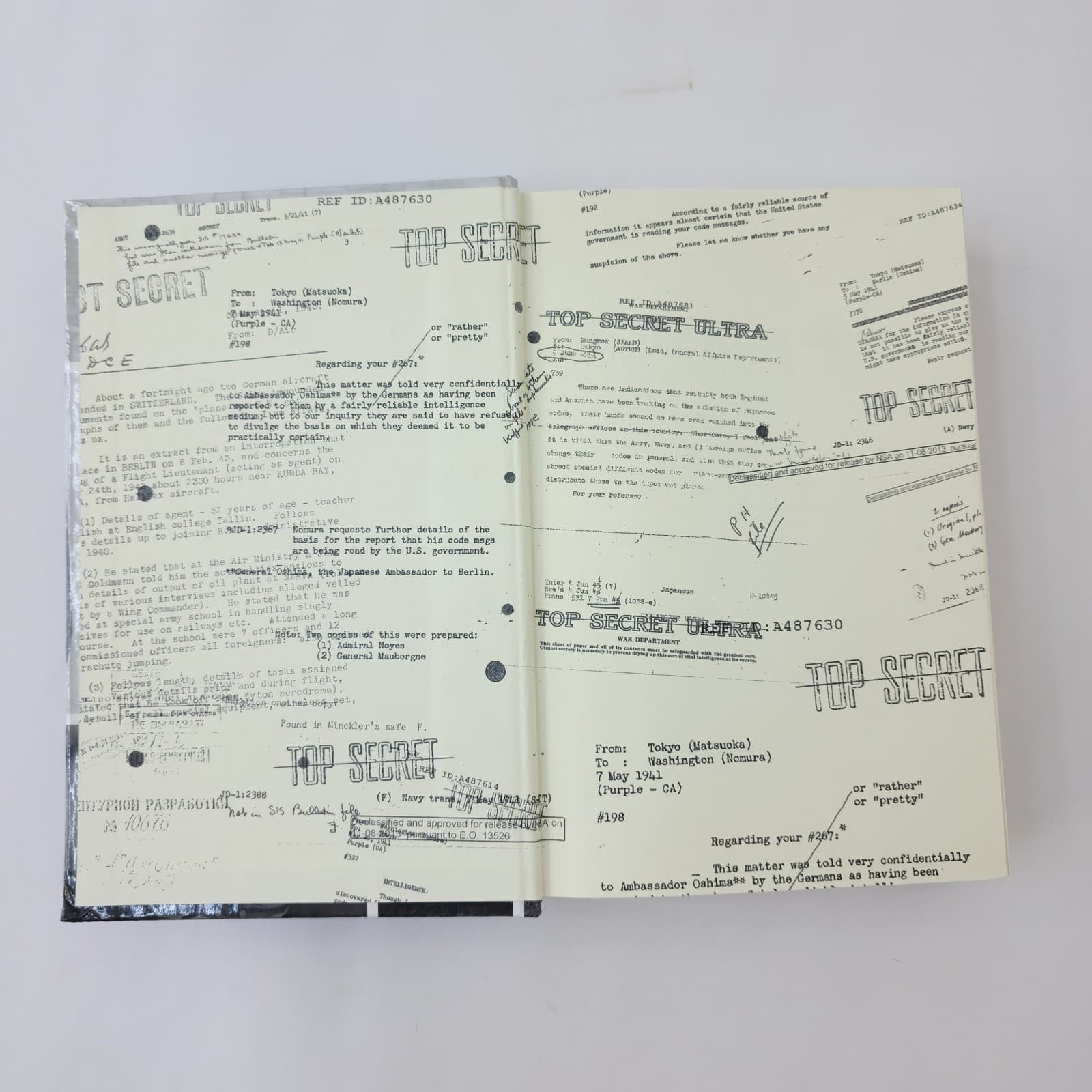 The Secret War Max Hastings Spies Ciphers Guerrillas 1939-1945 Hardcover Book - Thumbnail 5