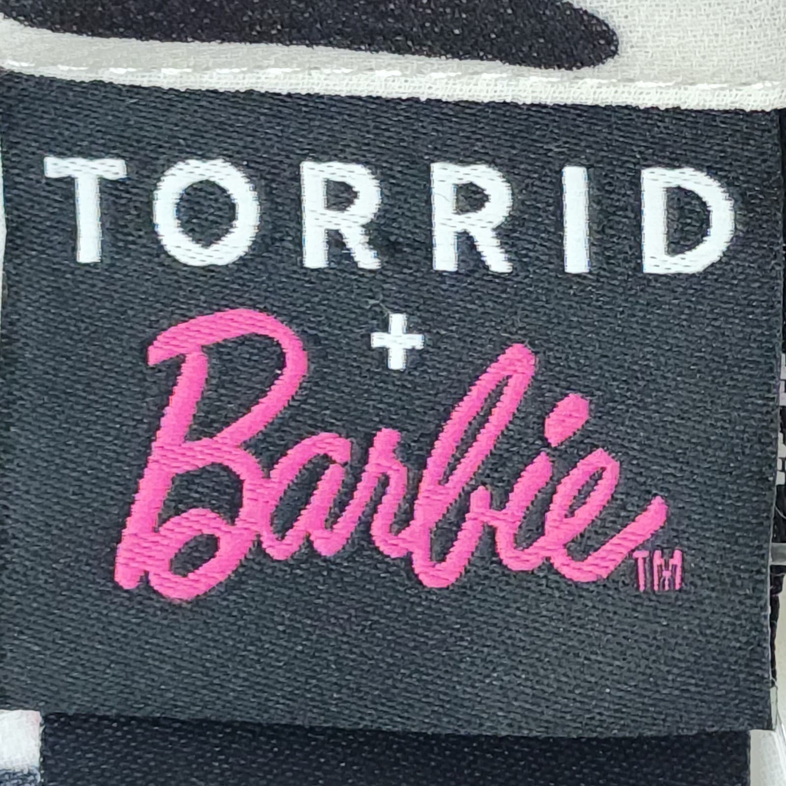 Torrid Barbie Lexie tunic sheer 2X 18-20 White Heart Print Chiffon NWT - Thumbnail 8