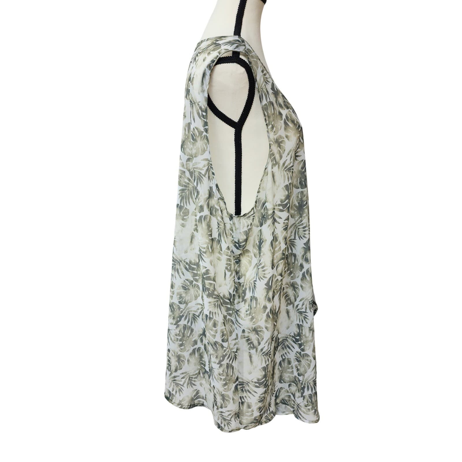 Tropical Monstera Leaf Print Open Front Kimono Vest Sea Turtle Green 2X 20W-22W - Thumbnail 2