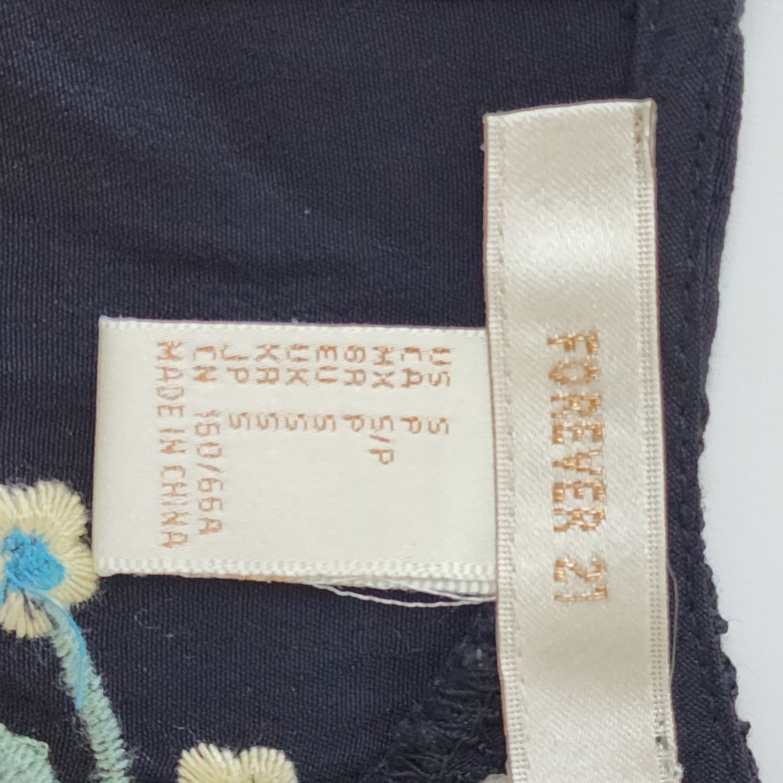 Forever 21 Navy Blue Embroidered Floral Mesh Romper Sleeveless Small NWT - Thumbnail 5