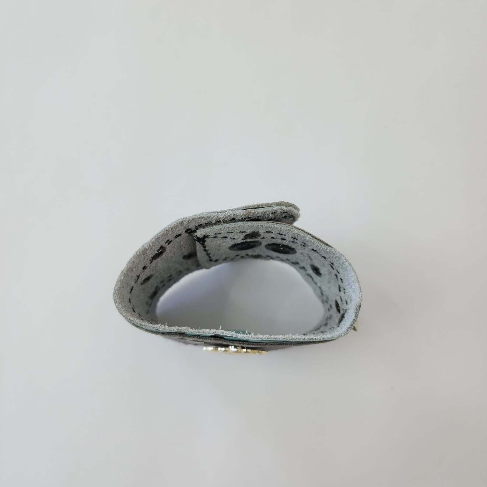 Western Leather Cuff Bracelet Turquoise Gray Embossed Studded Snap boho - Thumbnail 7