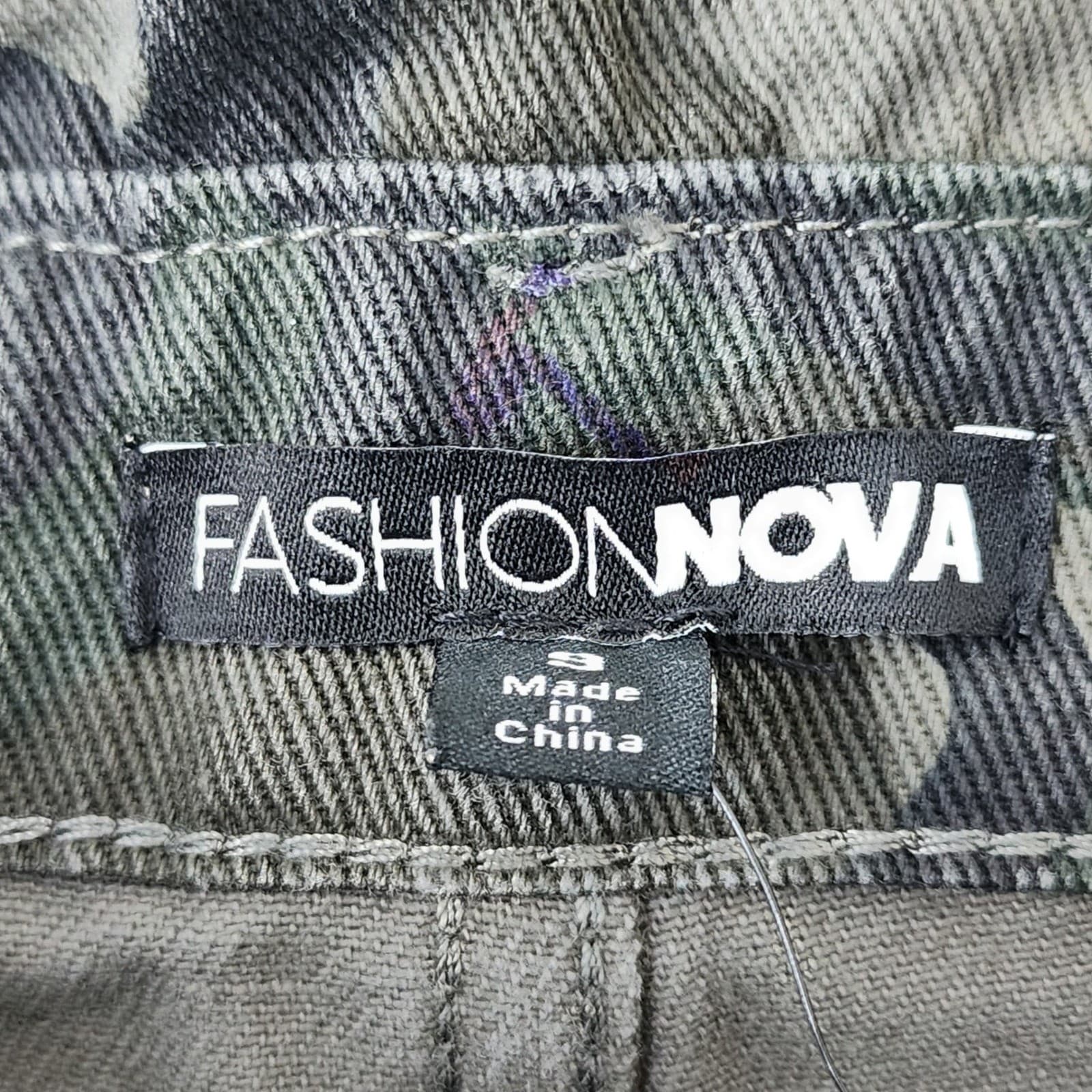 Fashion Nova Cant Find A Reason Camo Denim Shorts Waist Distressed 9 - Thumbnail 6
