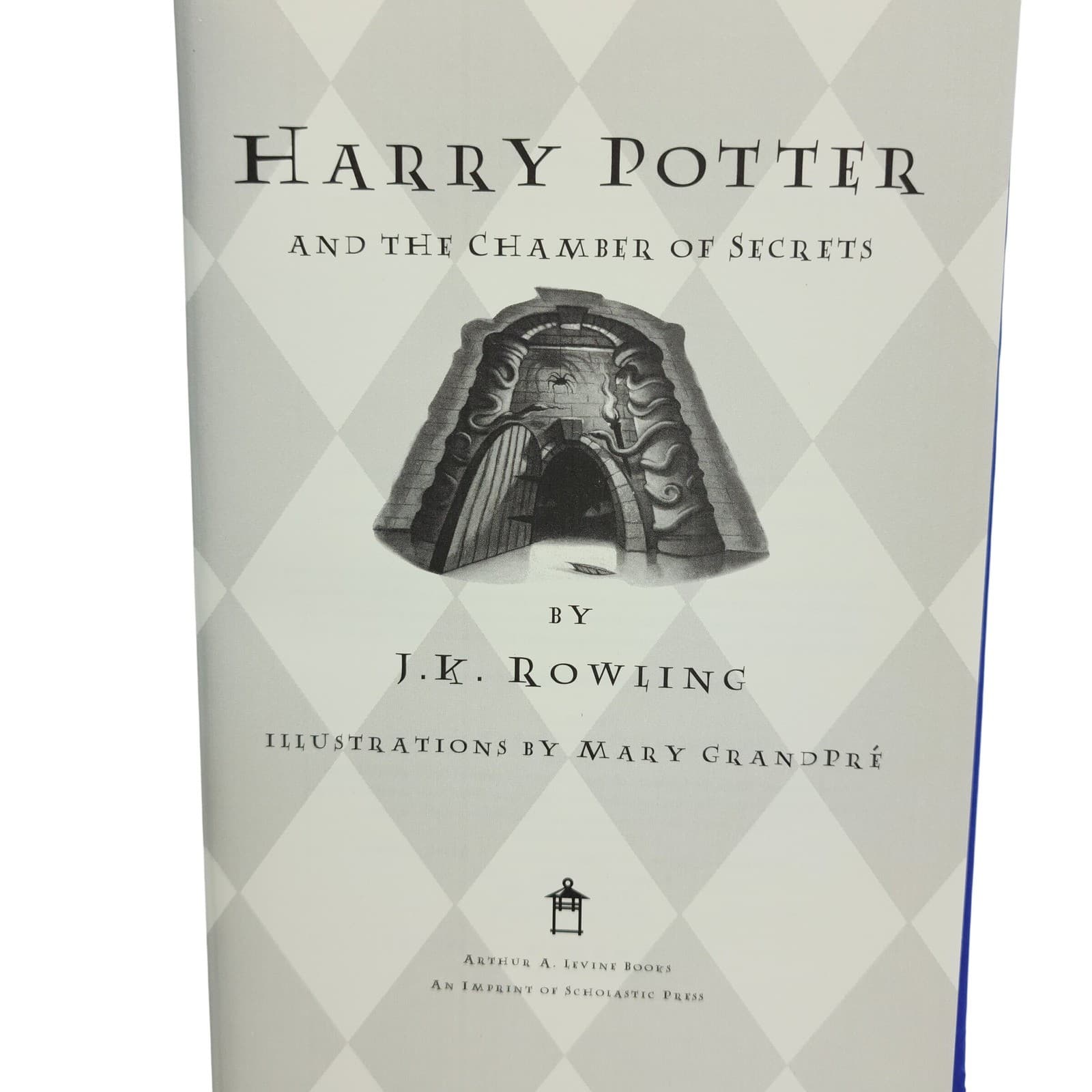 Harry Potter and the Chamber of Secrets J.K. Rowling Hardcover Scholastic Book - Thumbnail 2