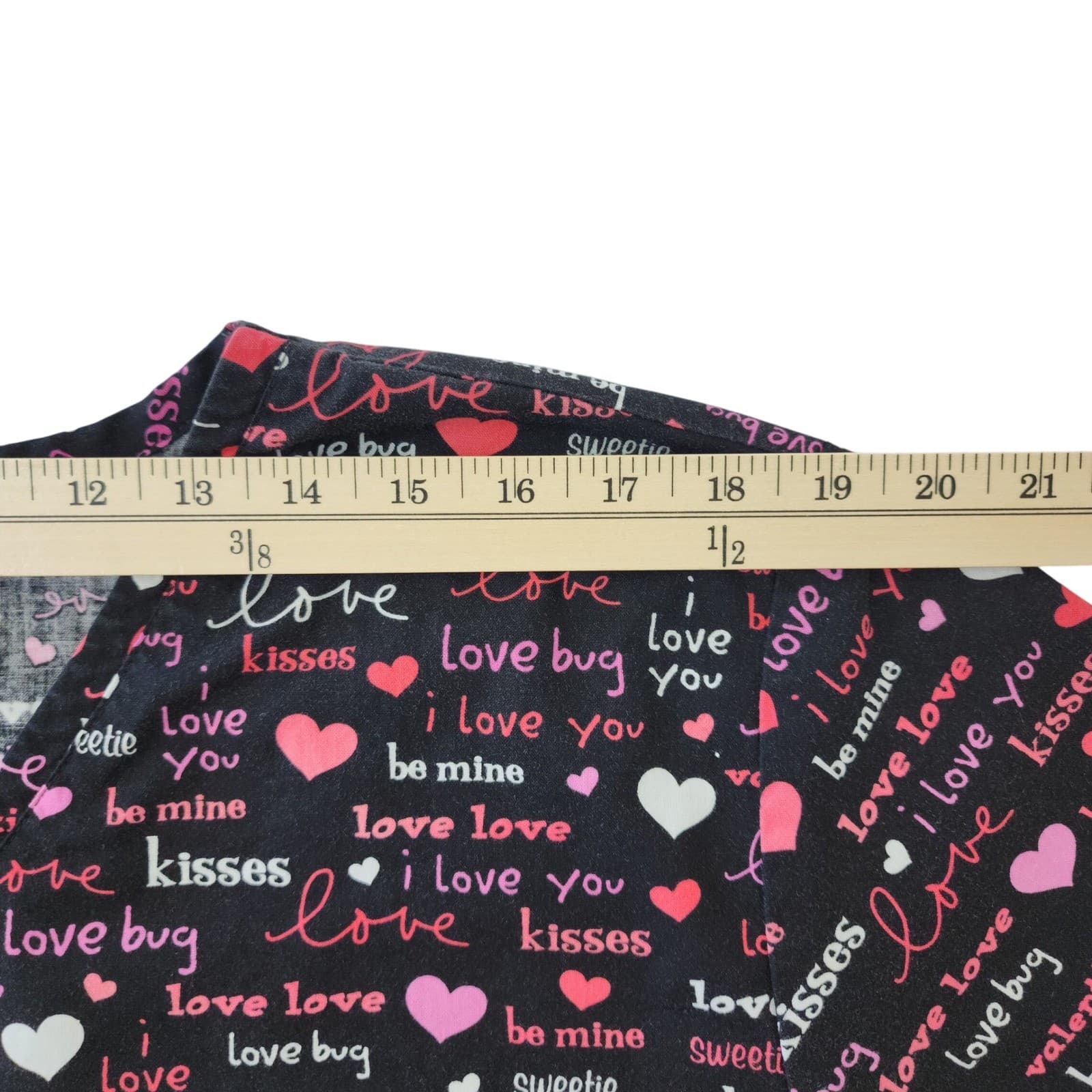 Valentines Day Hearts Love Script V-Neck Scrub Top Black Pink XL - Thumbnail 3