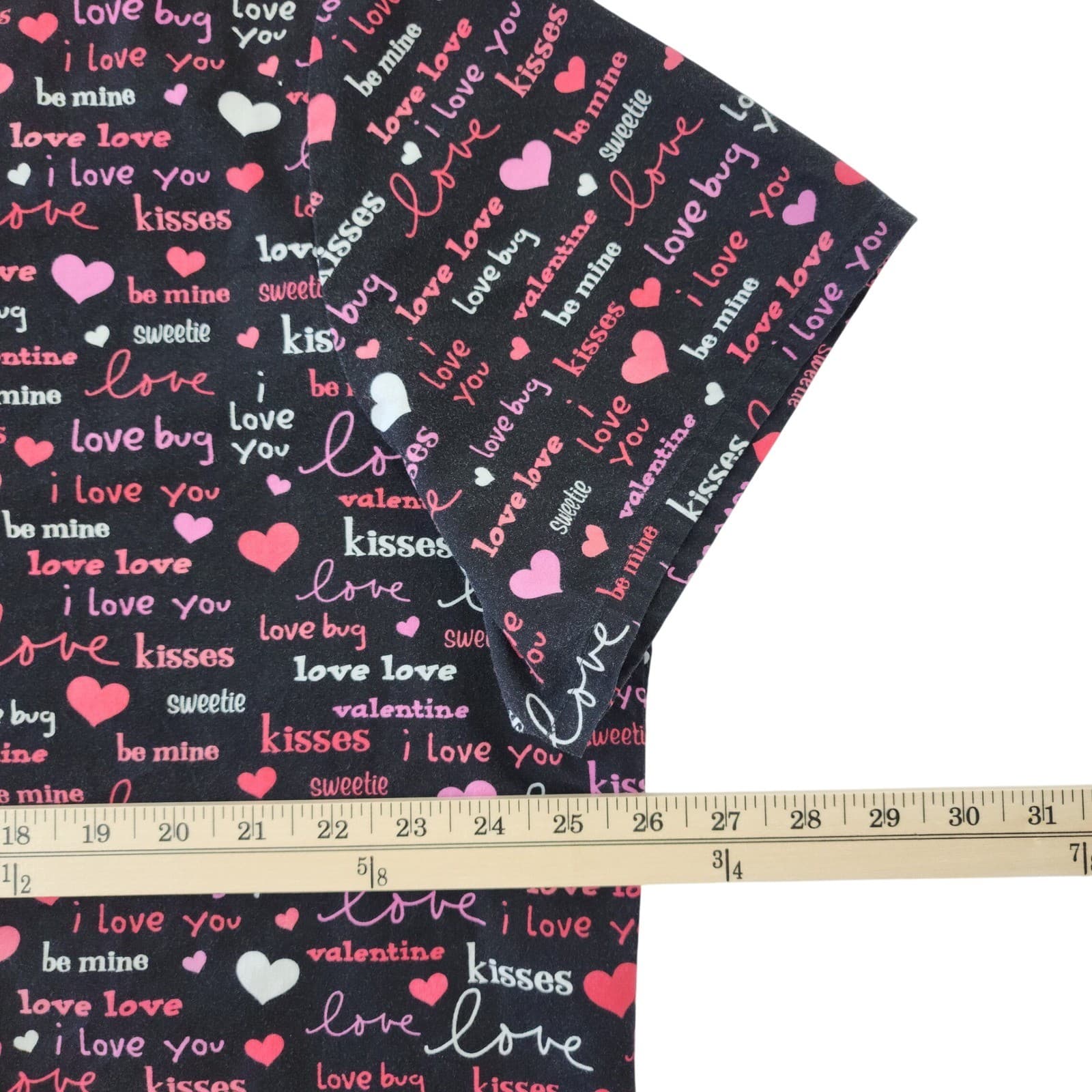 Valentines Day Hearts Love Script V-Neck Scrub Top Black Pink XL - Thumbnail 4