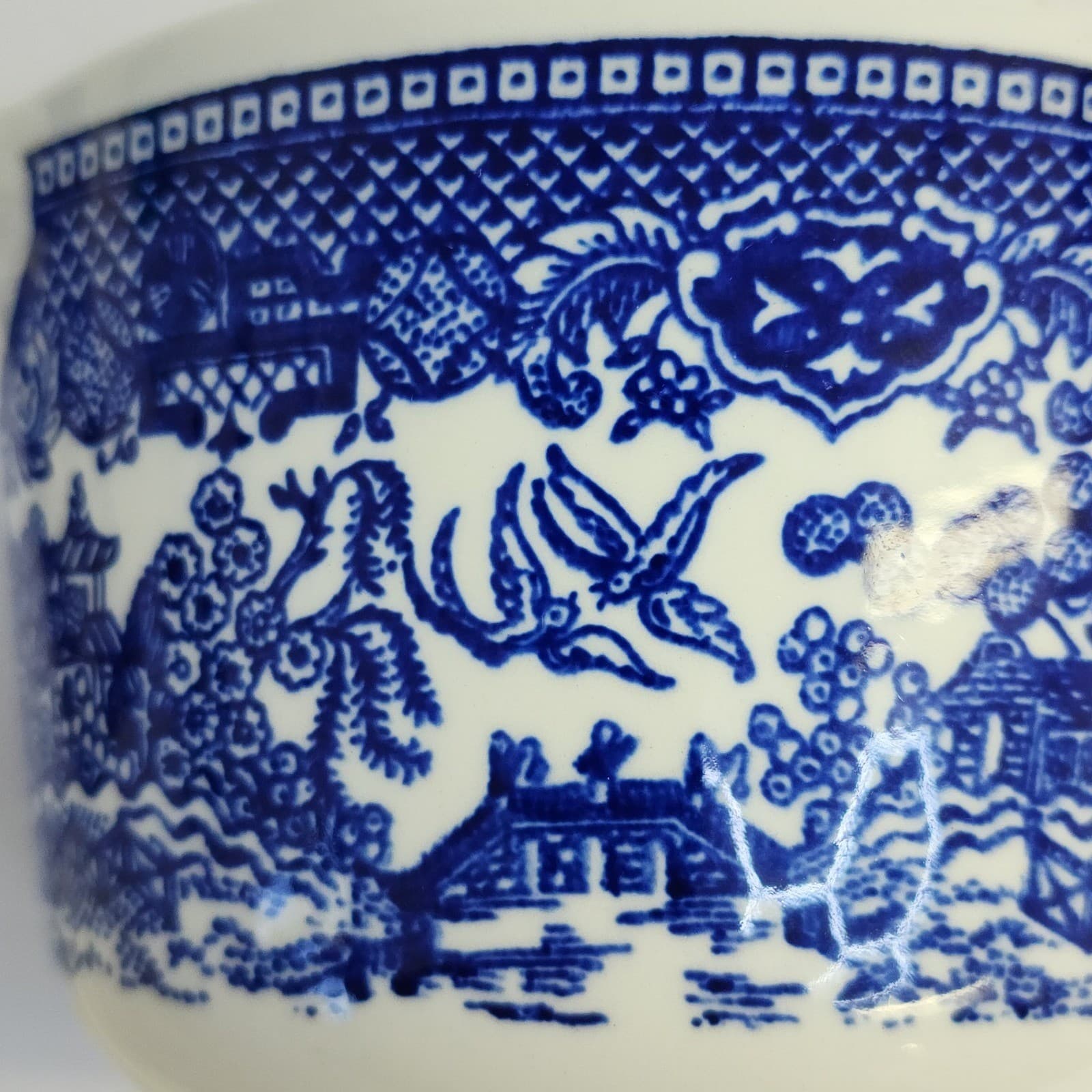 Vintage Blue Willow Cream and Sugar Set Blue White Transferware Ceramic - Thumbnail 8