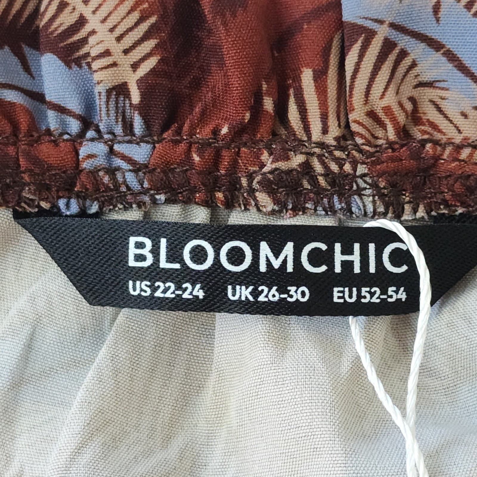 BloomChic Halter Floral Palm Print Tassel Dress Brown Blue Plus Size 22-24 NWT - Thumbnail 4