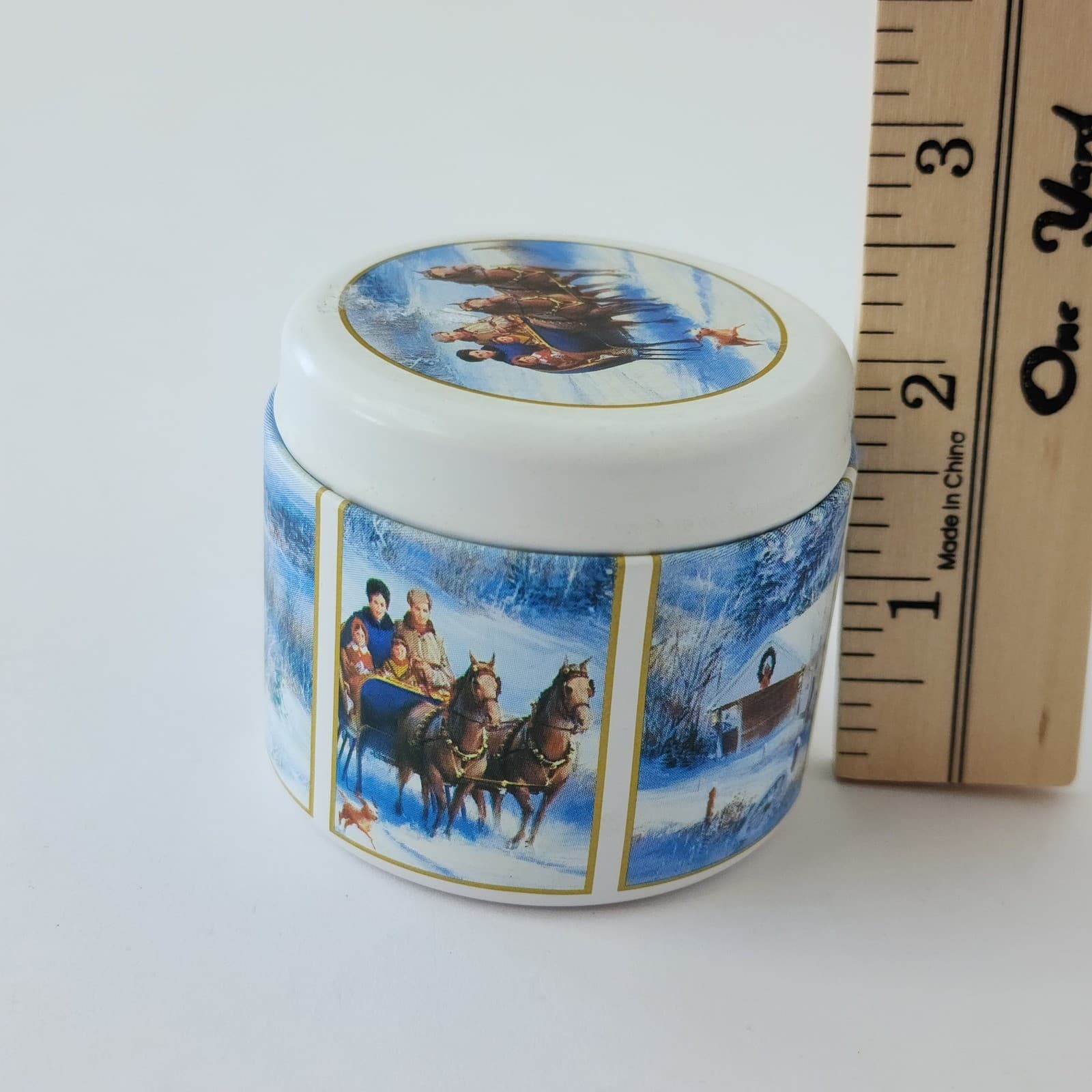 Vintage Claire Burke Sleigh Bells Perfumed Candle 2 oz Metal Tin - Thumbnail 7
