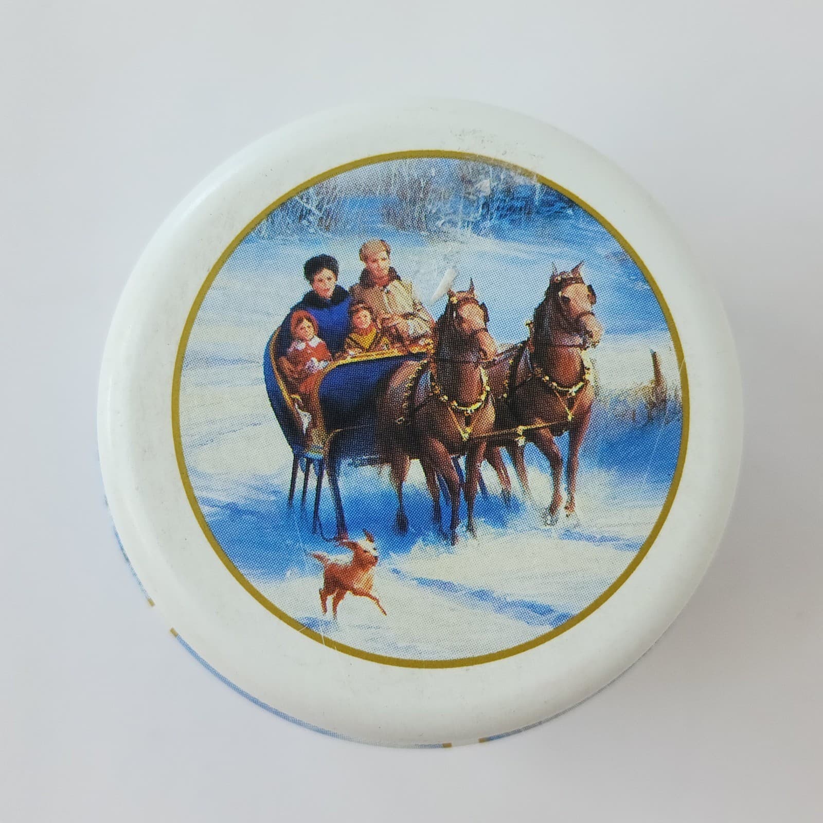 Vintage Claire Burke Sleigh Bells Perfumed Candle 2 oz Metal Tin - Thumbnail 3