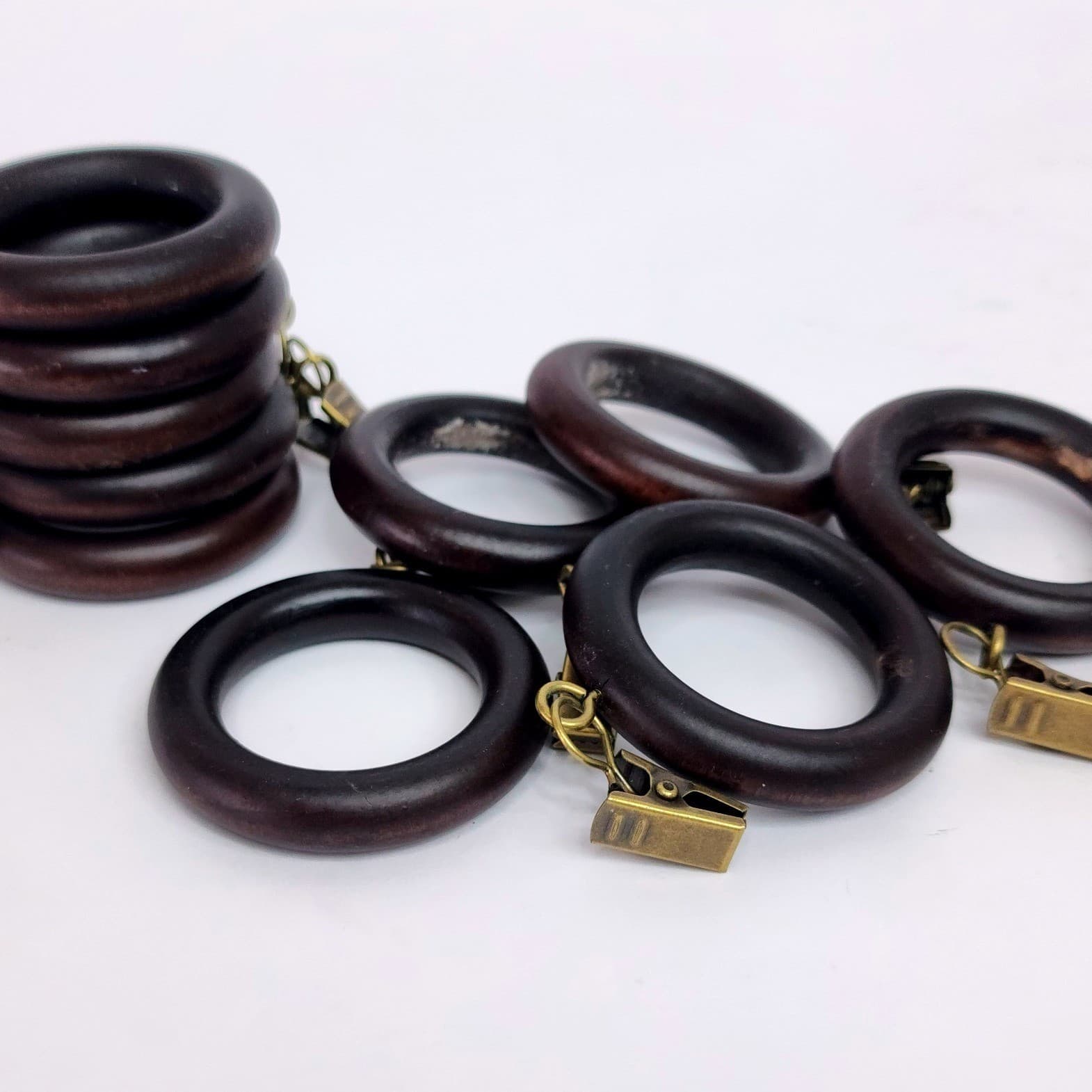 VTG 90s Dark Espresso Wood Curtain Rings with Clips Set of 10 - Thumbnail 2