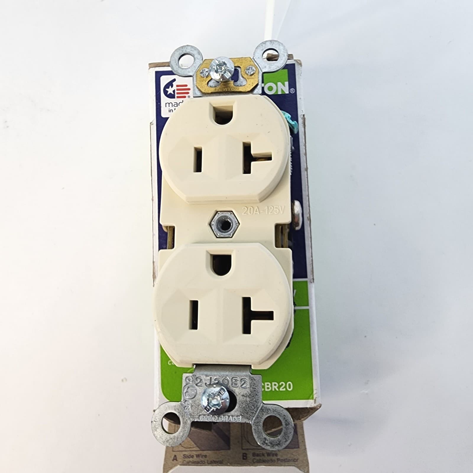 Leviton CBR20 Ivory 20A 125V Back and Side Wire Duplex Outlet NEMA 5-20R - Thumbnail 4