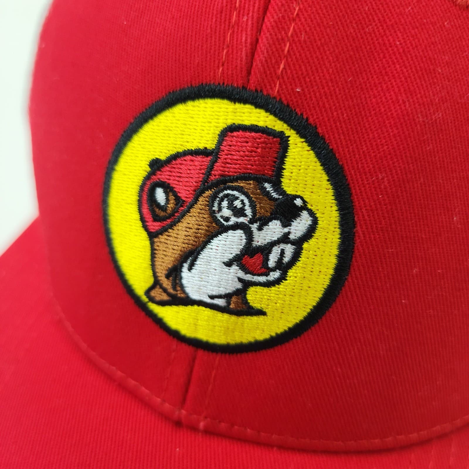 Buc-ees Trucker Hat Red White Mesh Snapback Baseball Cap Beaver Mascot Logo - Thumbnail 2