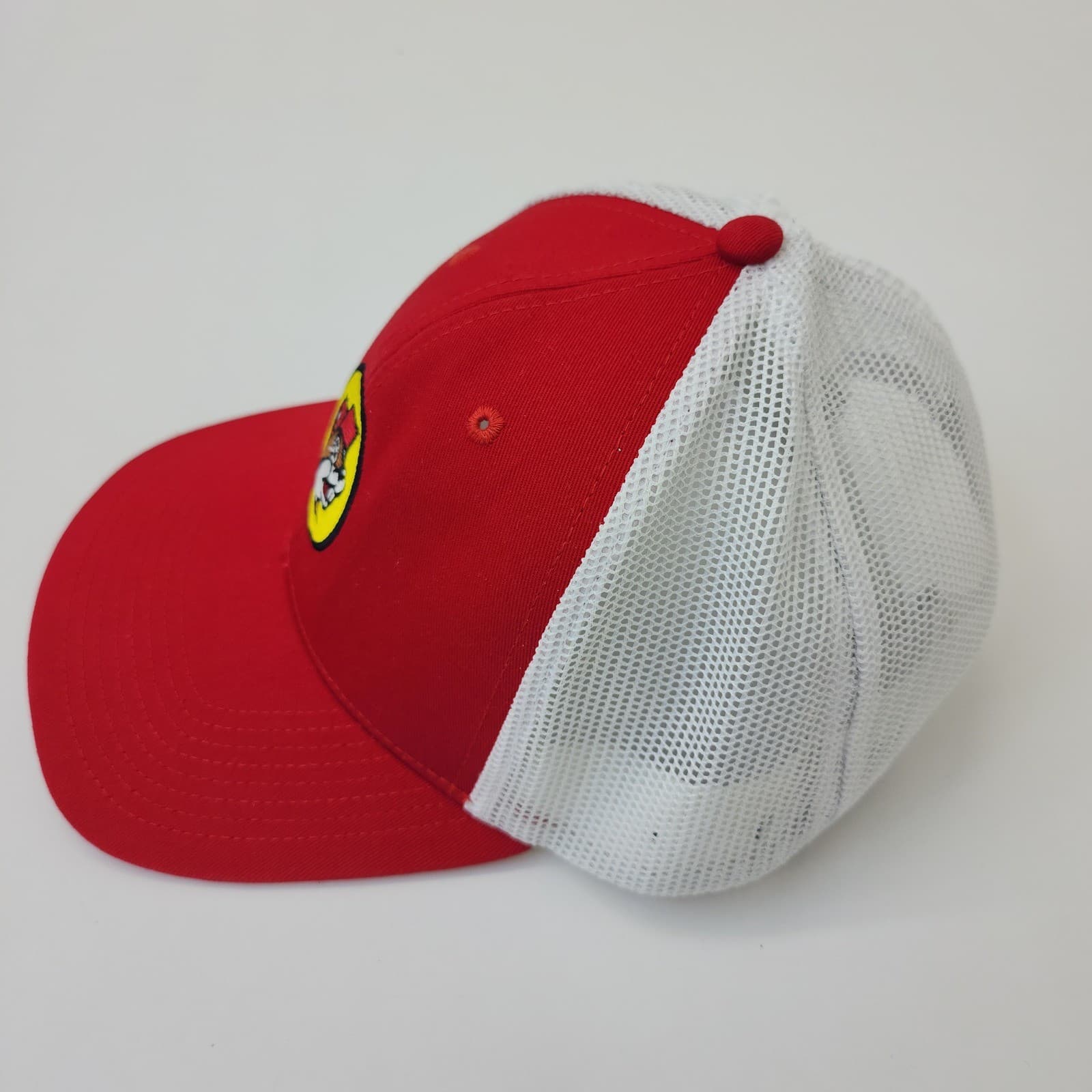 Buc-ees Trucker Hat Red White Mesh Snapback Baseball Cap Beaver Mascot Logo - Thumbnail 3