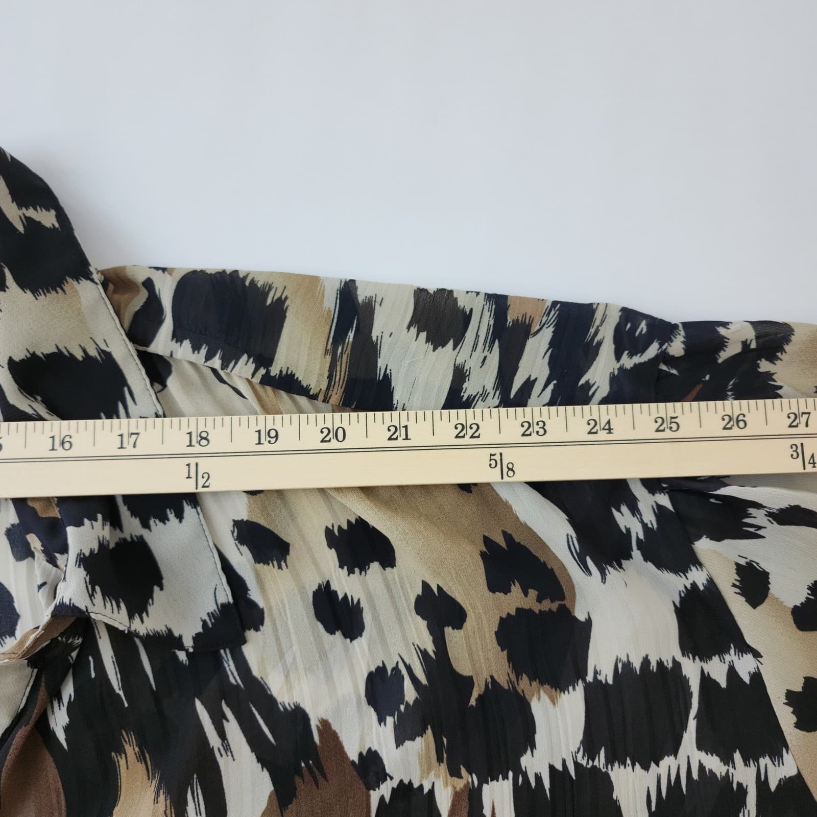 Maggie Barnes Womens 5X Animal Print Pleated Button Up Blouse Short Sleeve Tan - Thumbnail 6