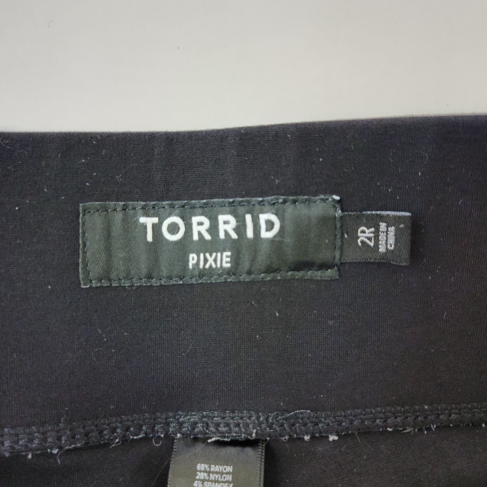 Torrid Pixie Black Pull On Tapered Leg Ponte Pants Plus Size 2R 2X Regular - Thumbnail 6