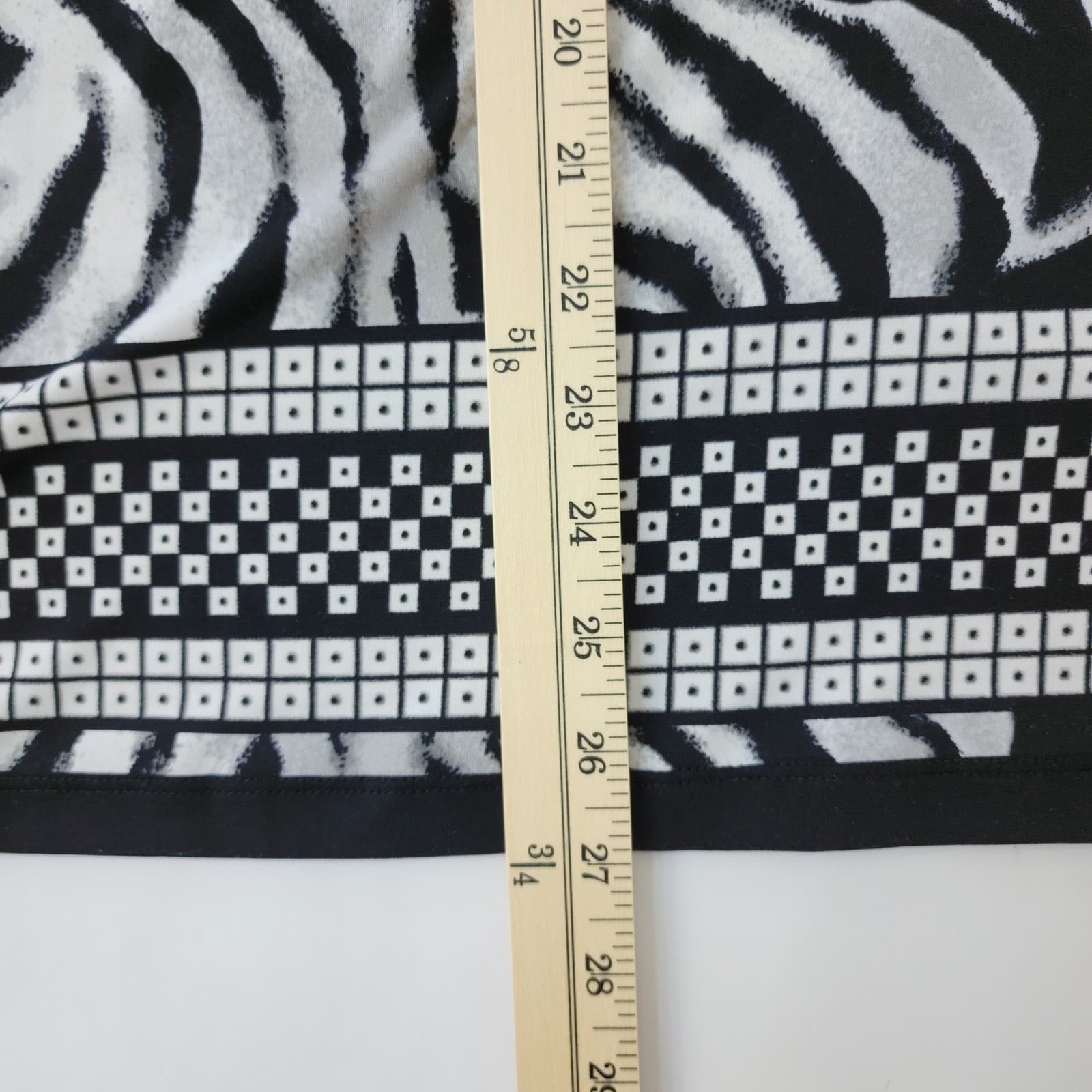 JM Collection Woman Zebra Print V-Neck Studded Top Black White 3X 3/4 Sleeve - Thumbnail 2