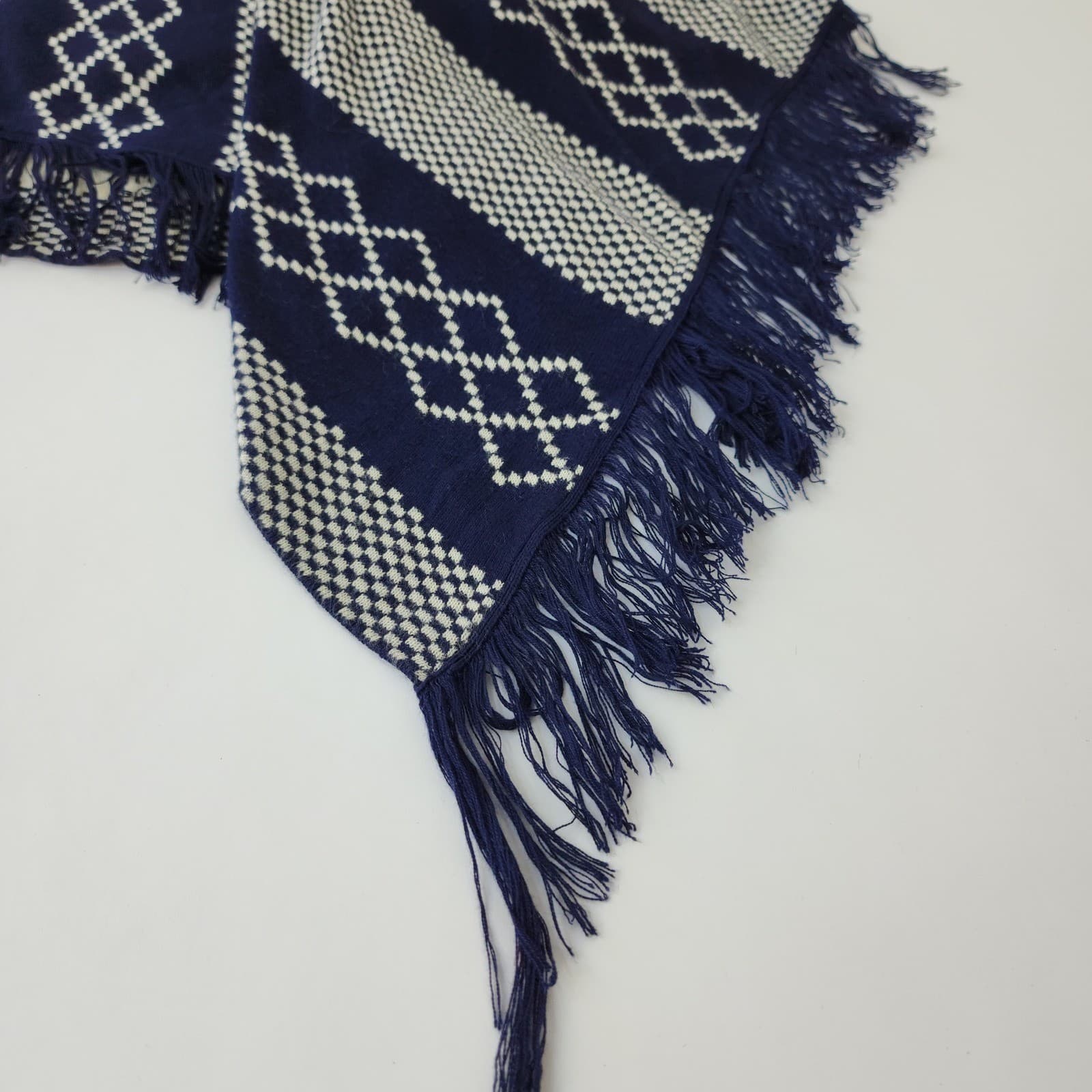 Mia Maddison Plus Navy Blue White Geometric Fringe Sharkbite Cardigan Sweater 3X - Thumbnail 3