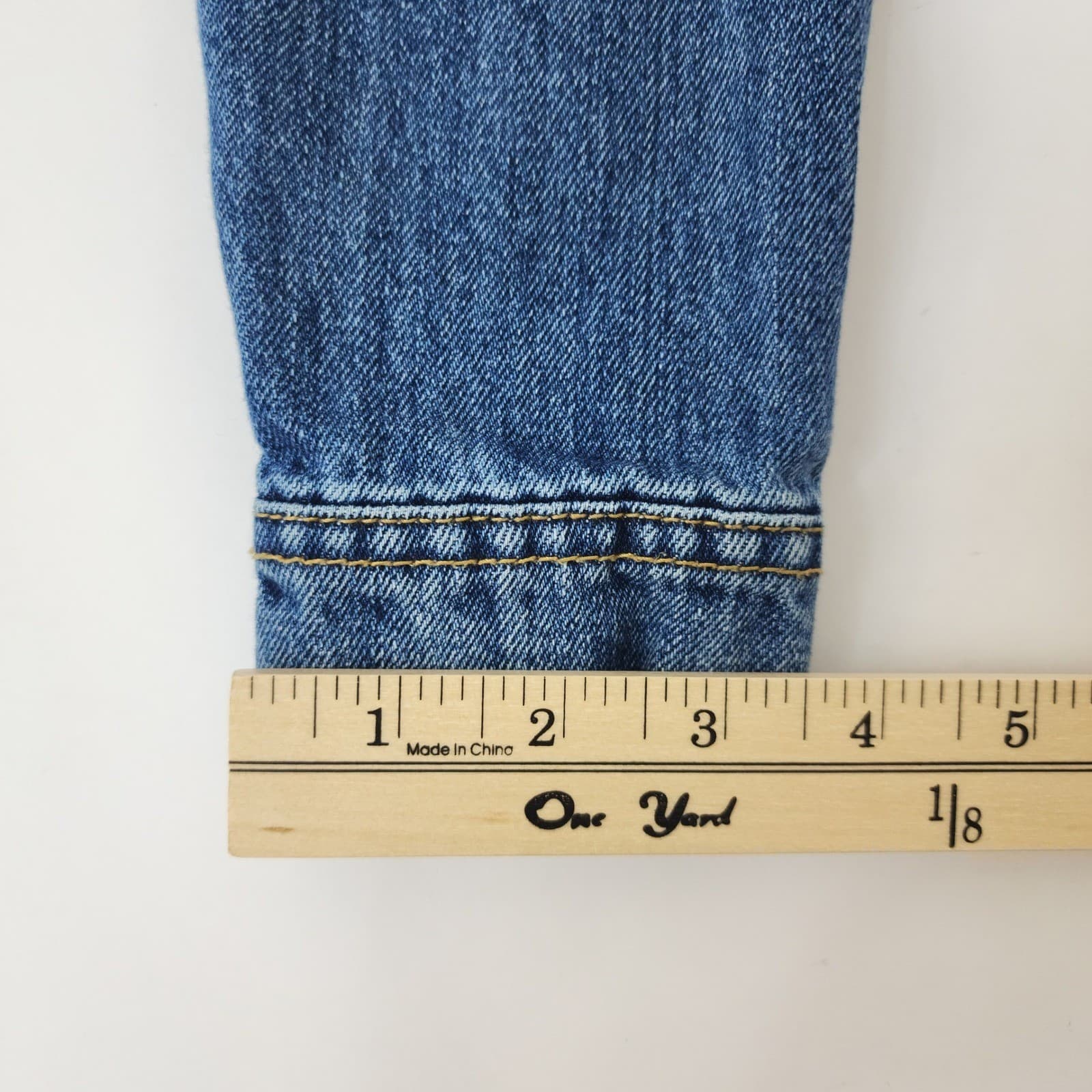 Old Navy Women's Distressed Denim Jacket Medium Wash Blue Jean Jacket Size S - Thumbnail 7