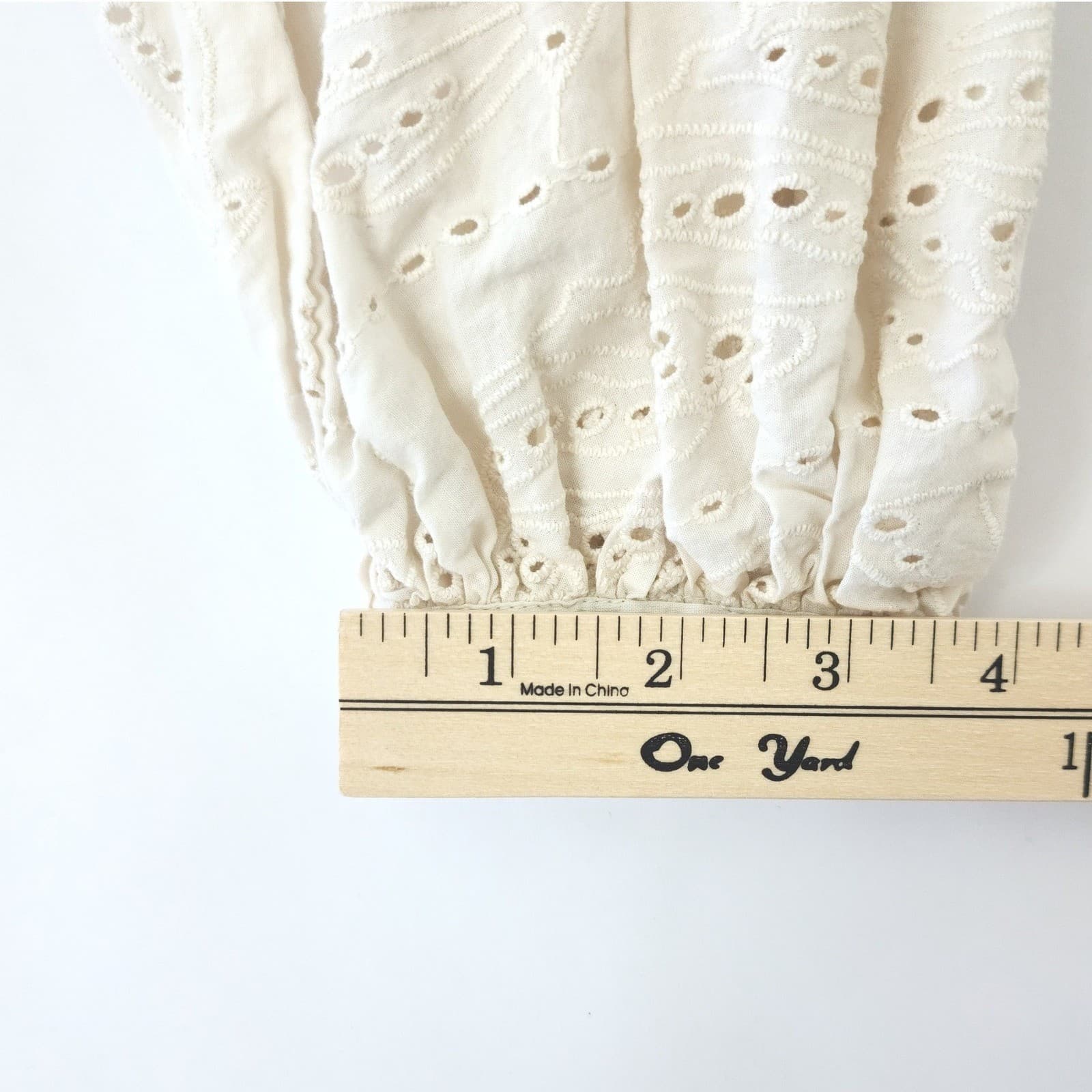 Universal Thread Cream Shell Eyelet Embroidered Split V-Neck Blouse XS Boho Top - Thumbnail 8