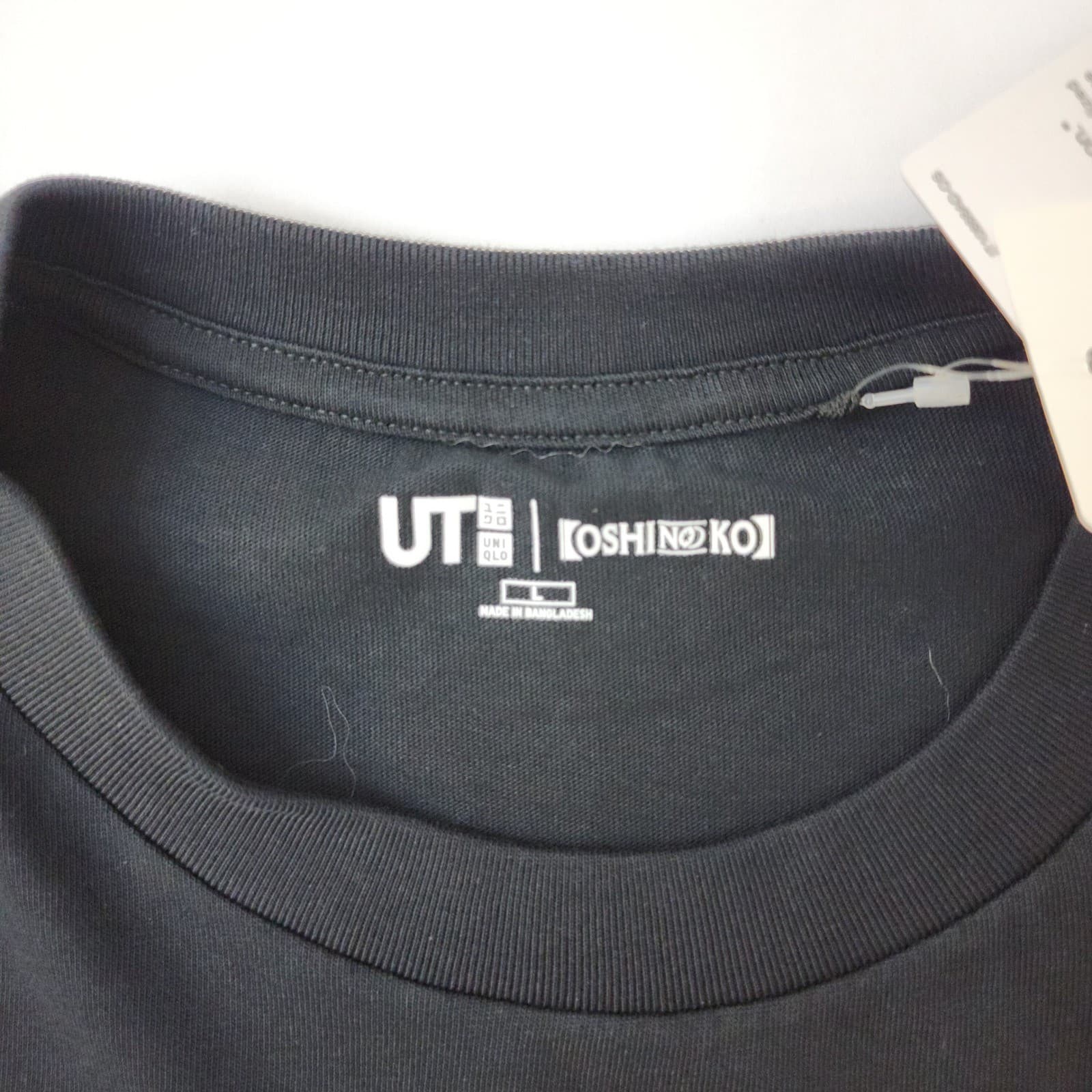 Uniqlo UT Oshi No Ko Anime Graphic T-Shirt Black Mens Large 473122 NEW - Thumbnail 6