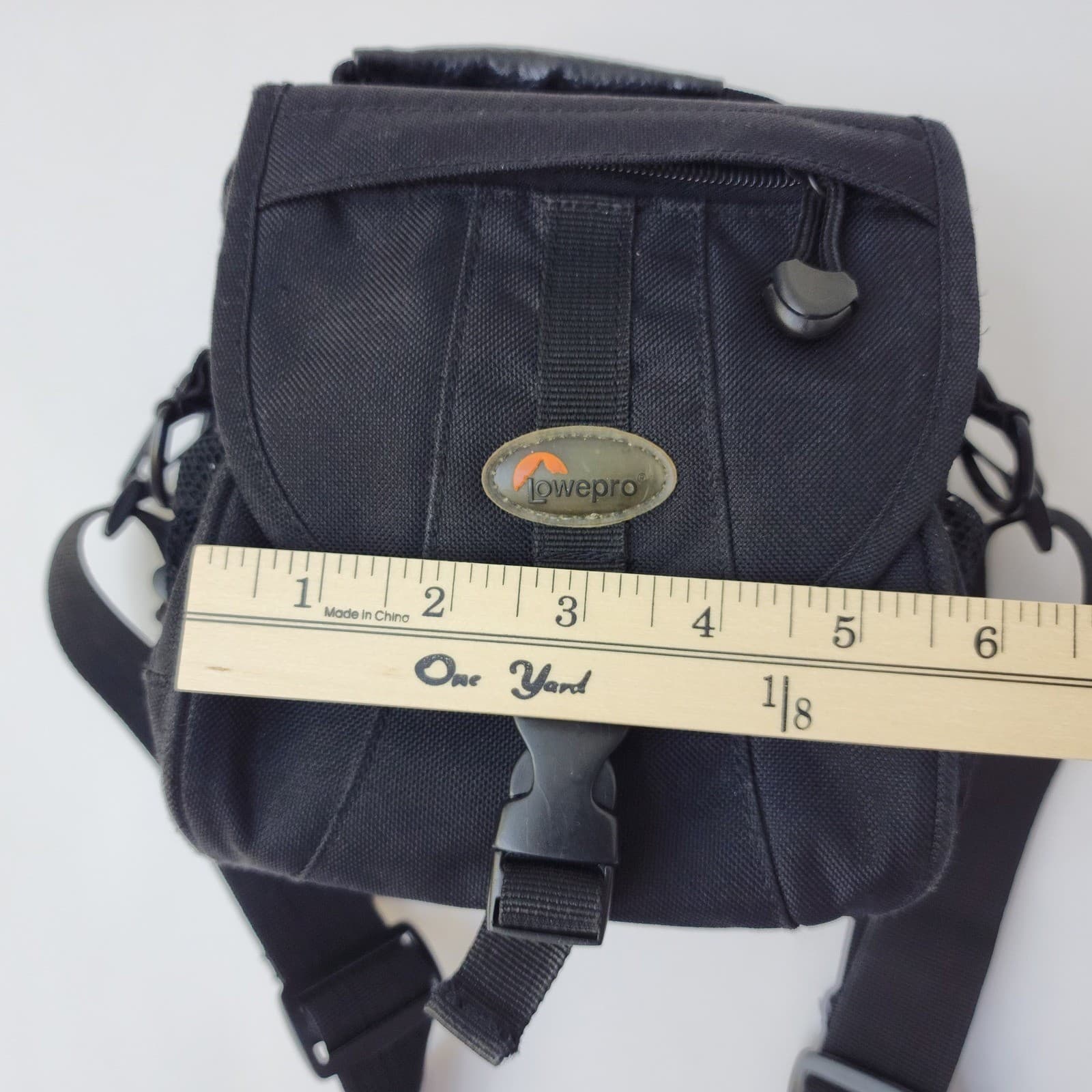Lowepro EX 120 Digital Camera Shoulder Bag Black Padded Case with Strap - Thumbnail 8