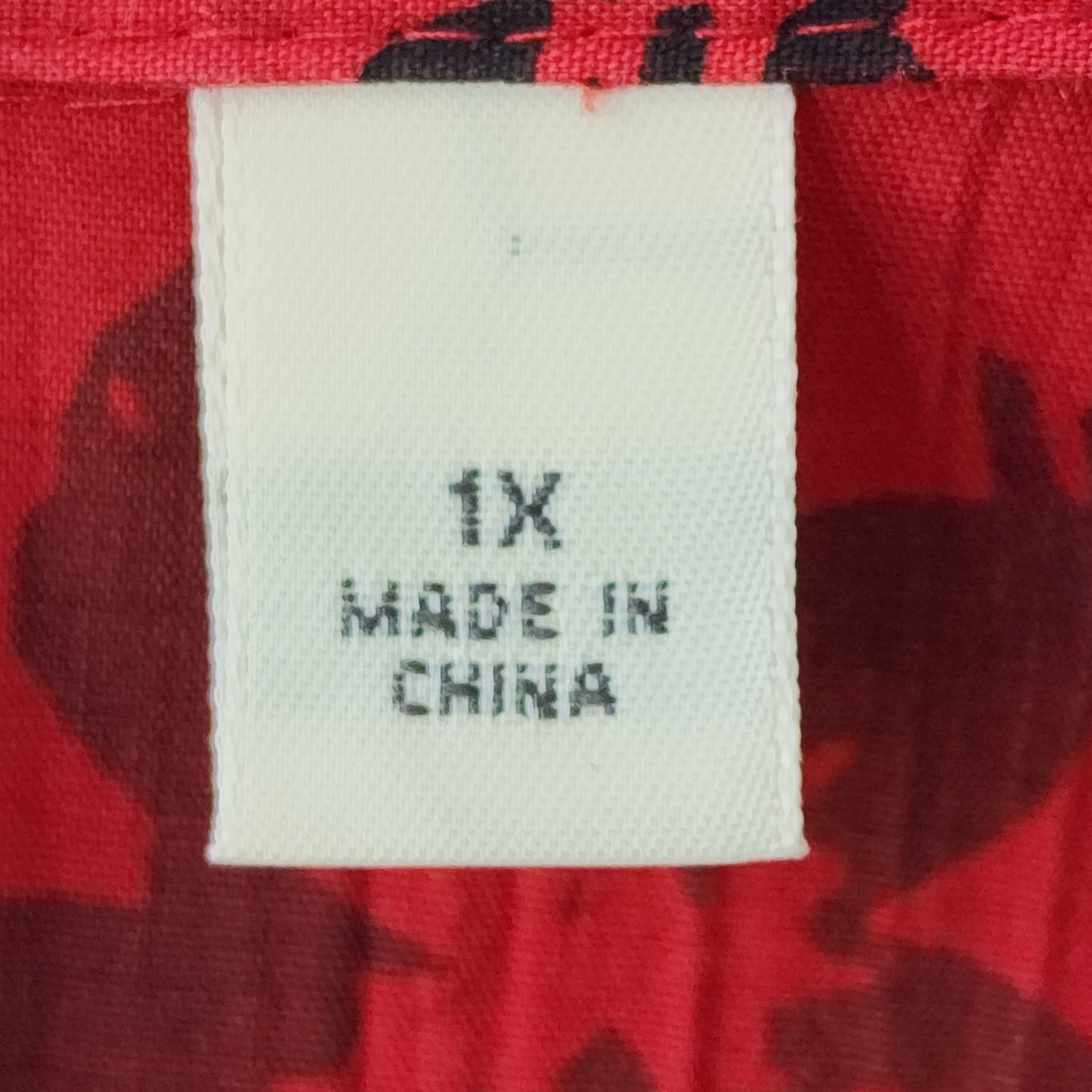 St Johns Bay Woman Red Black Floral Crinkle Button Down Blouse 1X 3/4 Sleeve - Thumbnail 3