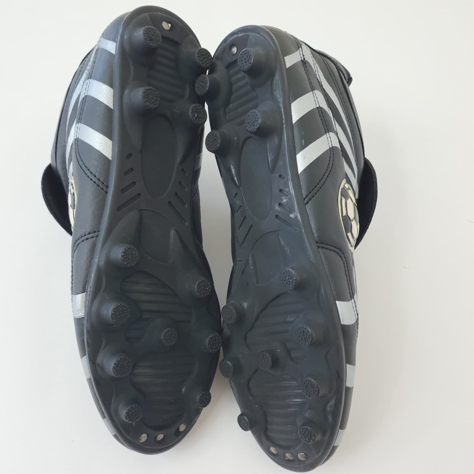 Sport Men's Soccer Cleats Black Silver Italian Flag Firm Ground Shoes Size 10 - Thumbnail 4