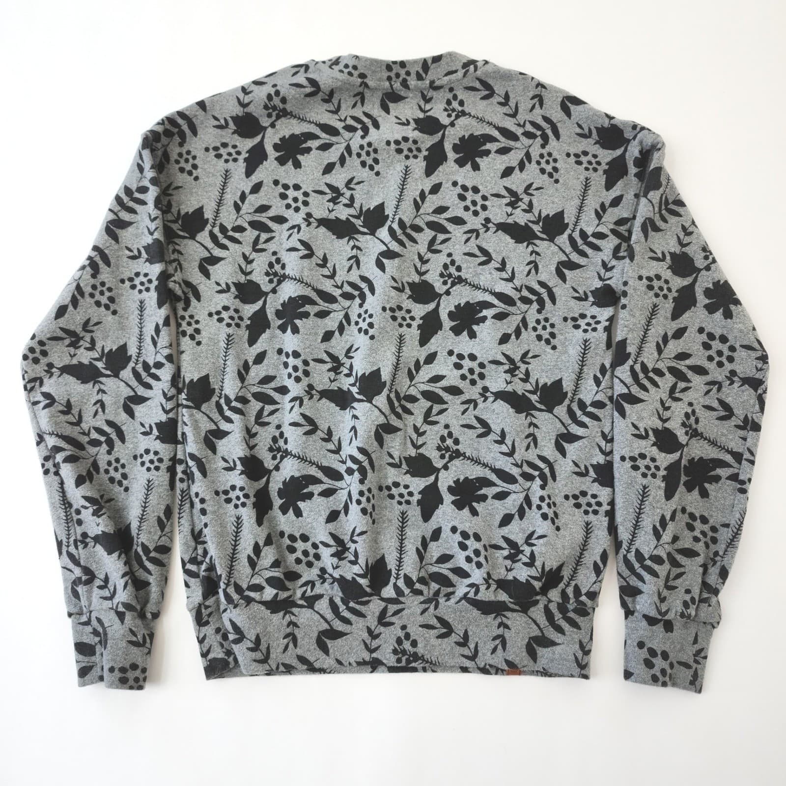 Ampersand Avenue Gray Black Floral Botanical Crewneck Sweatshirt XS Pullover - Thumbnail 6