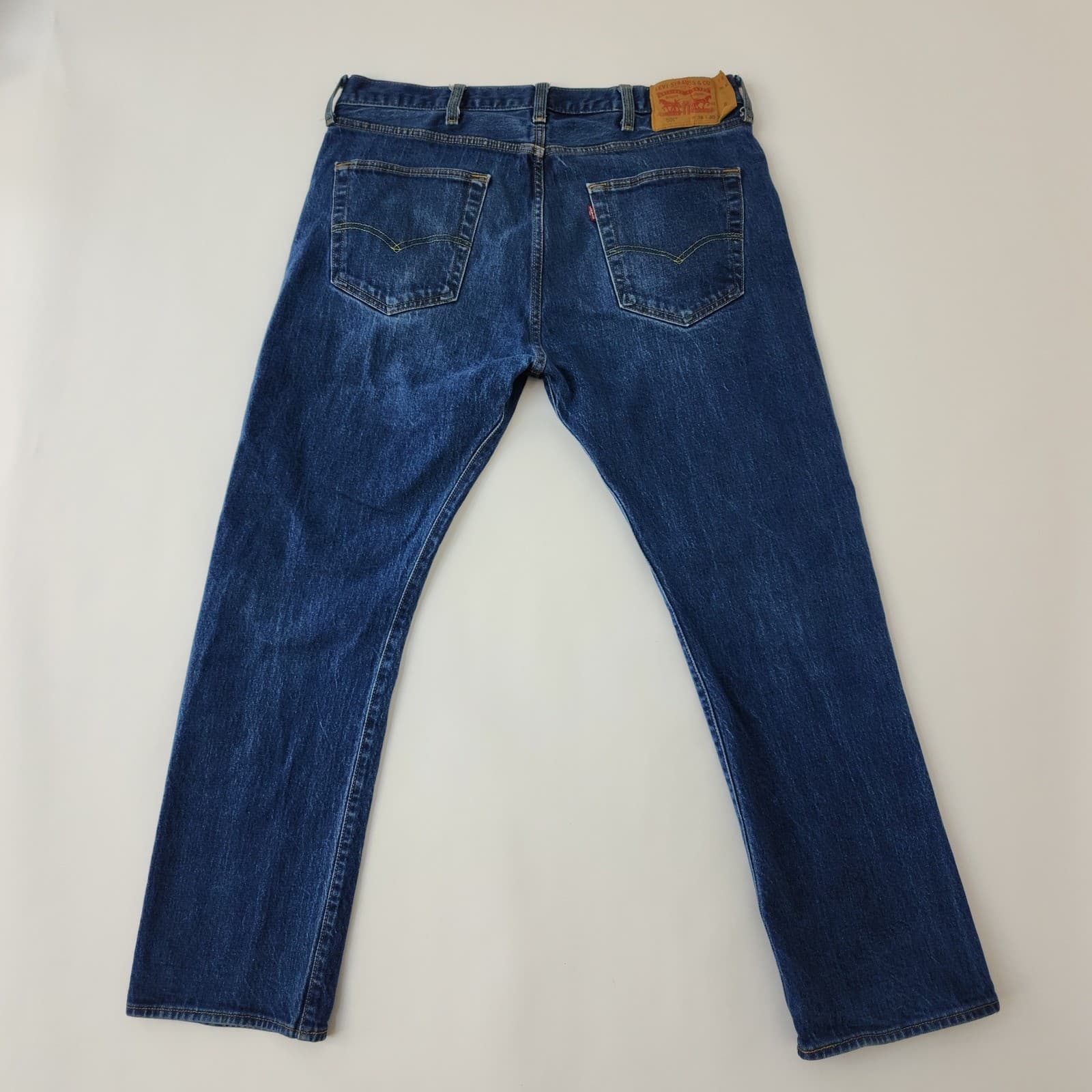 Levis 501 Original Fit Mens Jeans 38x30 Medium Wash Blue Button Fly Denim - Thumbnail 2