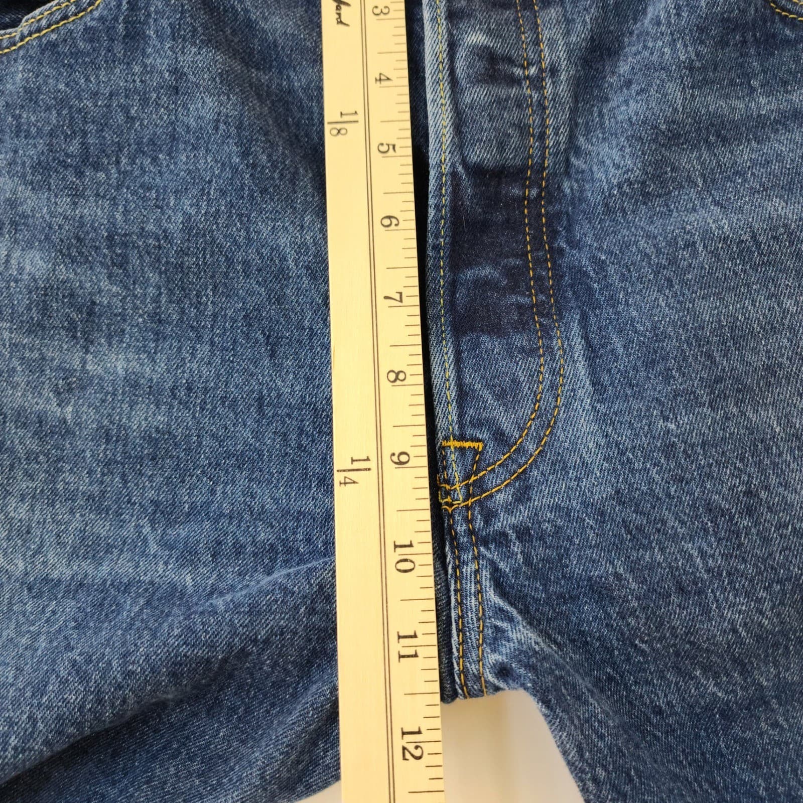 Levis 501 Original Fit Mens Jeans 38x30 Medium Wash Blue Button Fly Denim - Thumbnail 4