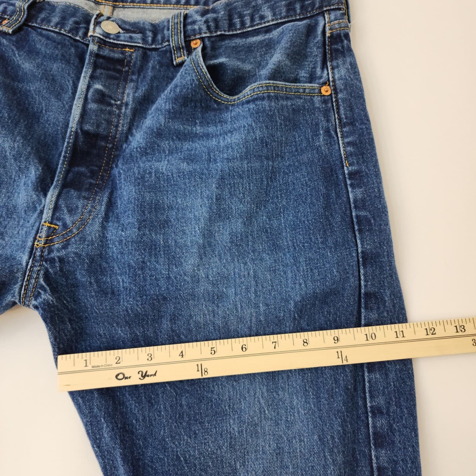 Levis 501 Original Fit Mens Jeans 38x30 Medium Wash Blue Button Fly Denim - Thumbnail 3