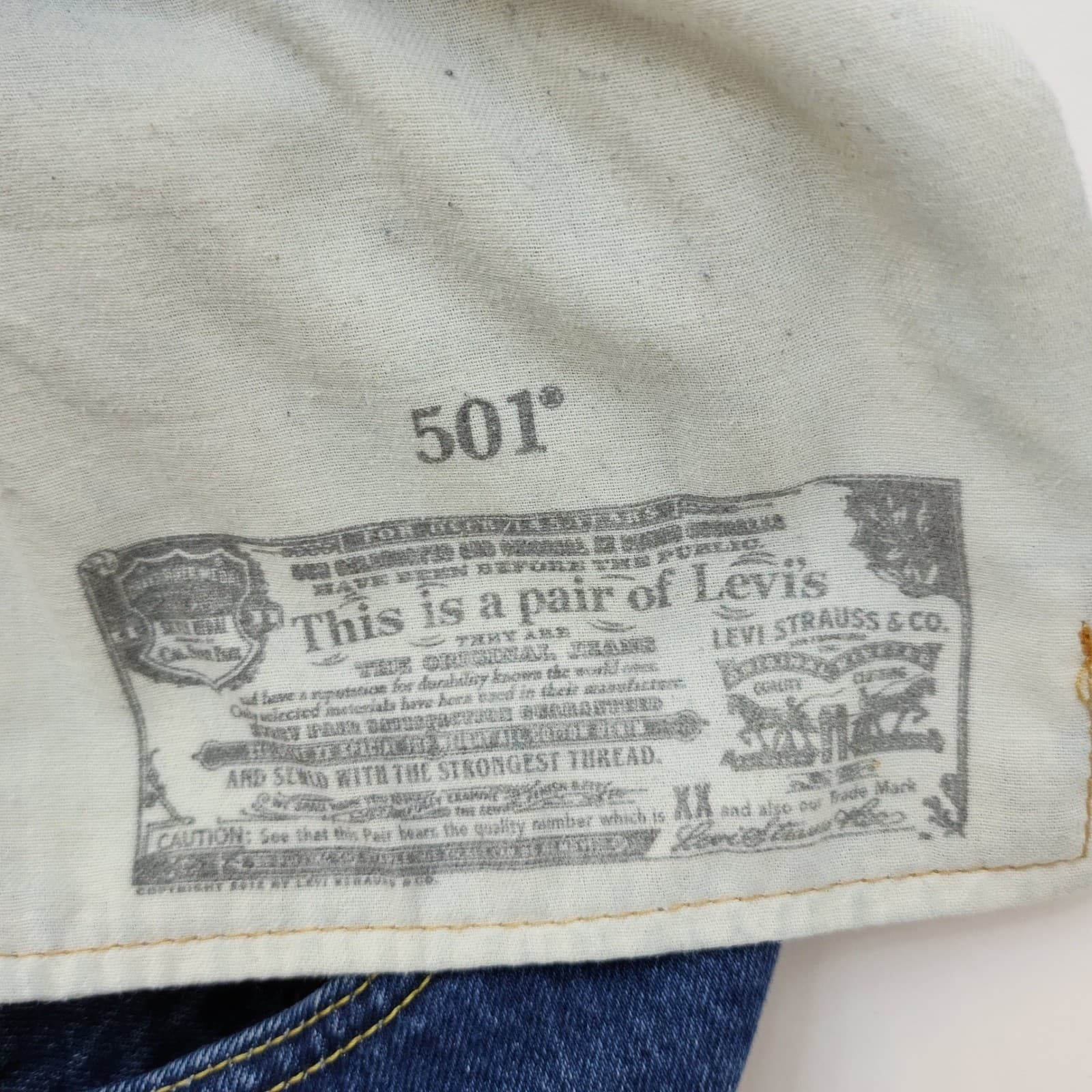 Levis 501 Original Fit Mens Jeans 38x30 Medium Wash Blue Button Fly Denim - Thumbnail 8