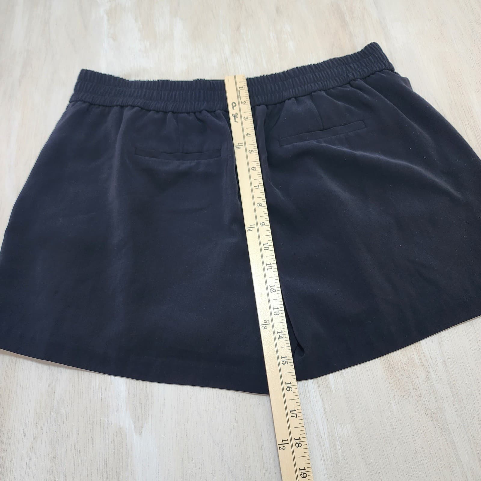 Jennifer Lopez Womens Black Pleated Dress Shorts Elastic Waist Zipper Pockets L - Thumbnail 6