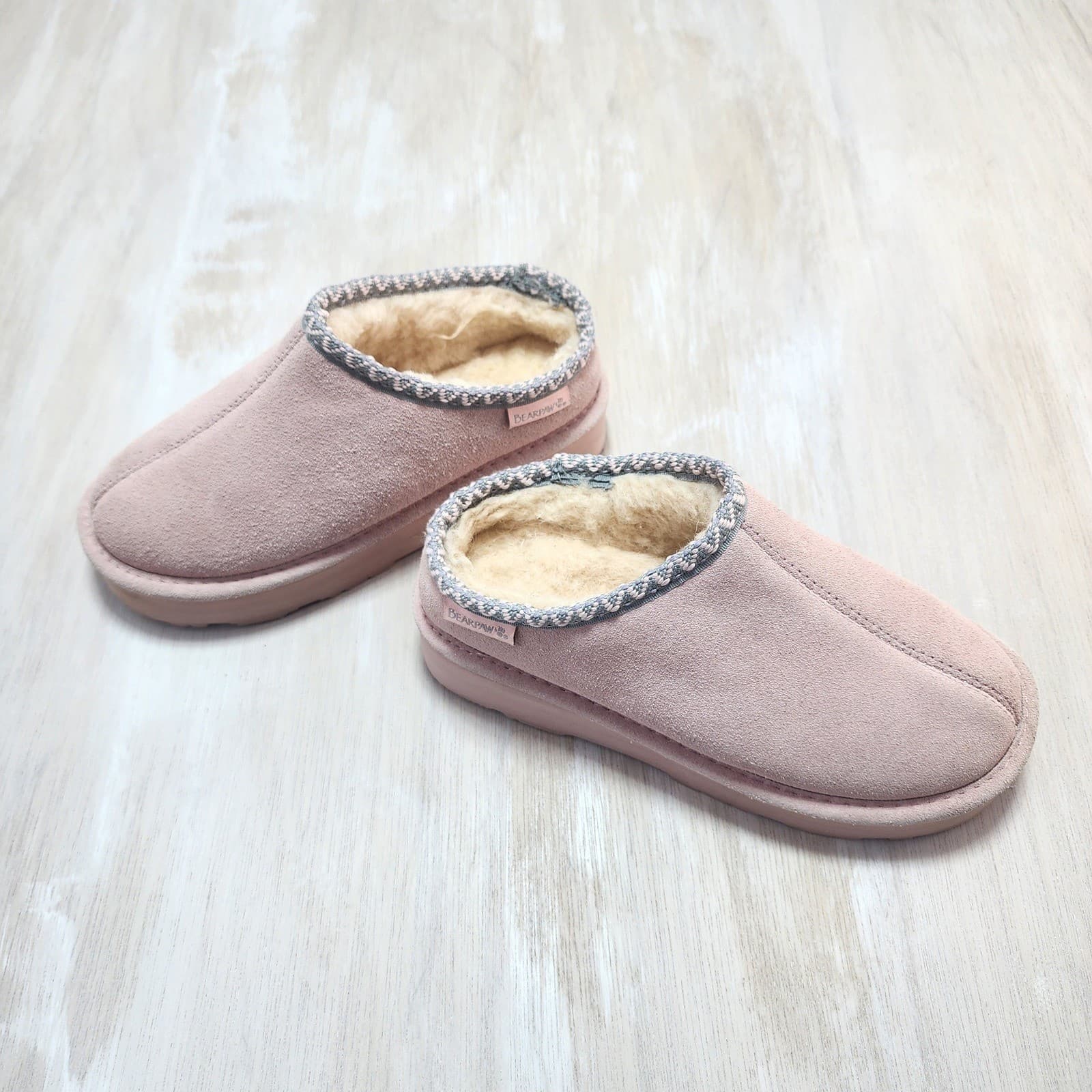 Bearpaw Kids Girls Pink Suede Slip On Slippers Mules Wool Blend Lining Size 6 - Thumbnail 3