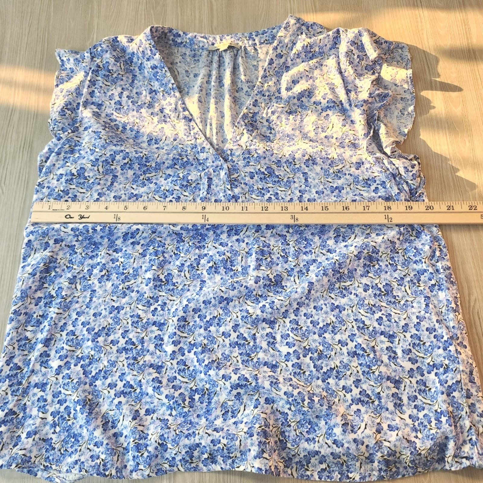 Anne Carson Blue Floral V-Neck Ruffle Cap Sleeve Blouse Top Large - Thumbnail 5