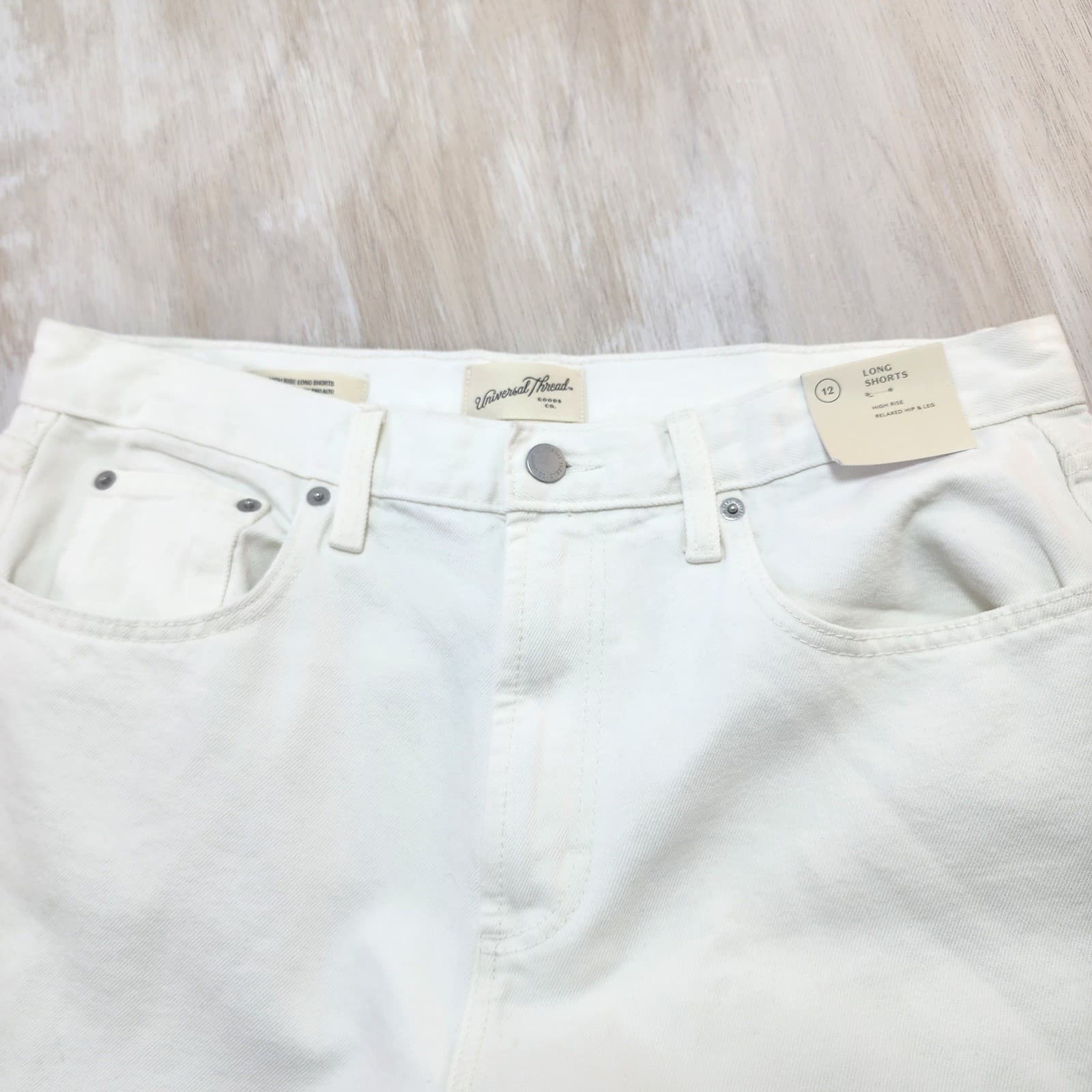 Universal Thread Womens High Rise Long Denim Shorts White Relaxed Fit Size 12 - Thumbnail 3