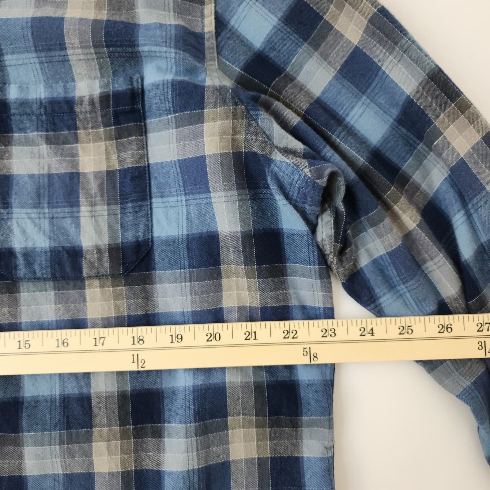 Eddie Bauer Mens XL Classic Fit Blue Grey Plaid Flannel Button Down Shirt - Thumbnail 3
