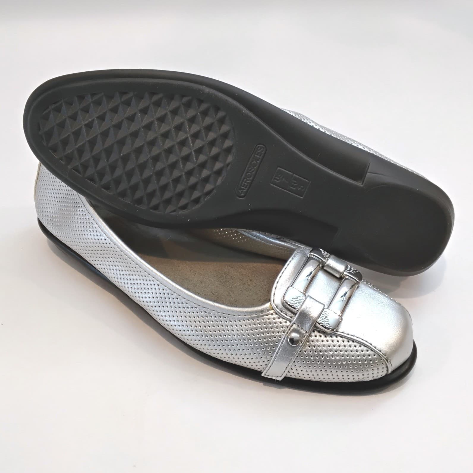 Aerosoles Silver Metallic Perforated Buckle Flats Womens 7 Square Toe Slip On - Thumbnail 4