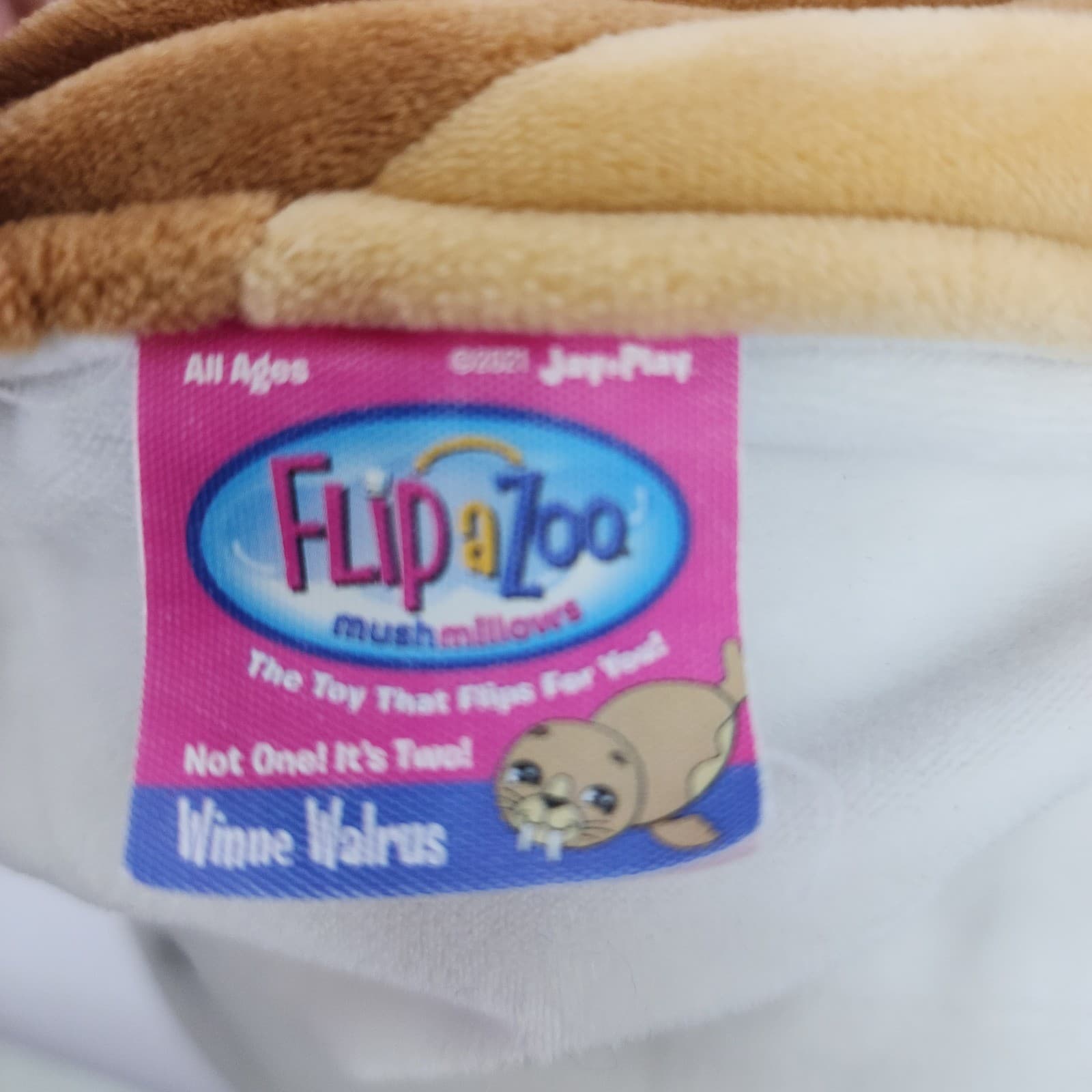 FLIP AZOO Winnie Walrus Seal Reversible Plush 2-in-1 Stuffed Animal 14 inch - Thumbnail 7