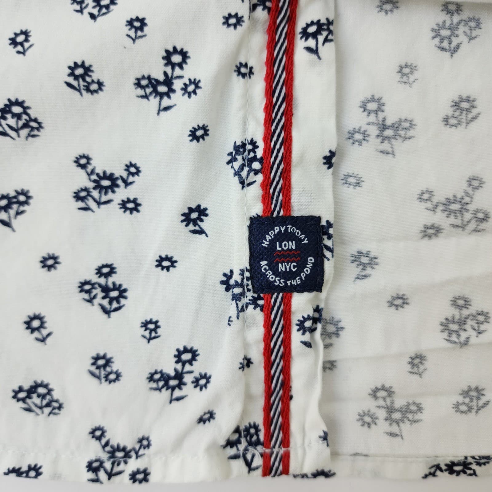 Across The Pond Teens Large White Navy Floral Print Short Sleeve Button Down - Thumbnail 4