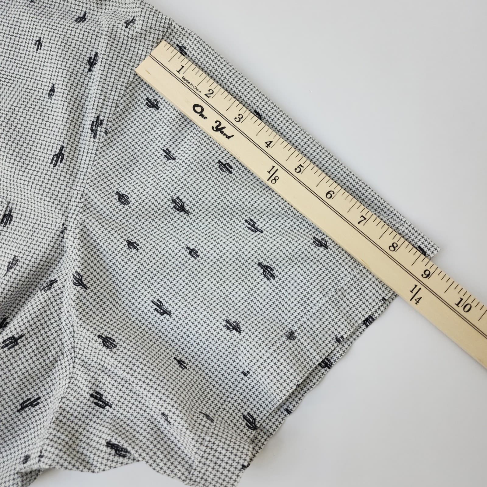Apt 9 Mens XXL Short Sleeve Button Down Shirt Cactus Print HeiQ Smart Temp Gray - Thumbnail 6