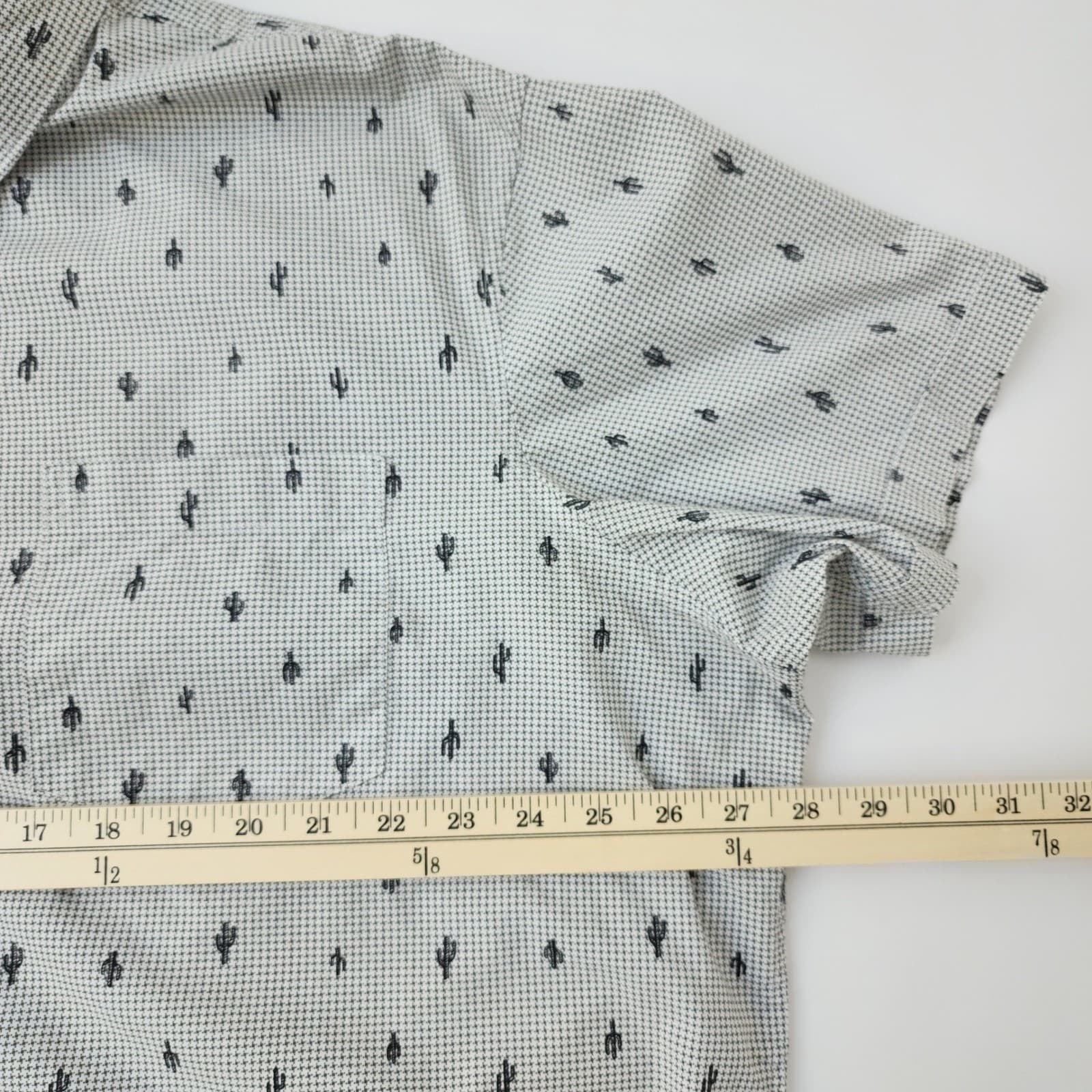 Apt 9 Mens XXL Short Sleeve Button Down Shirt Cactus Print HeiQ Smart Temp Gray - Thumbnail 4