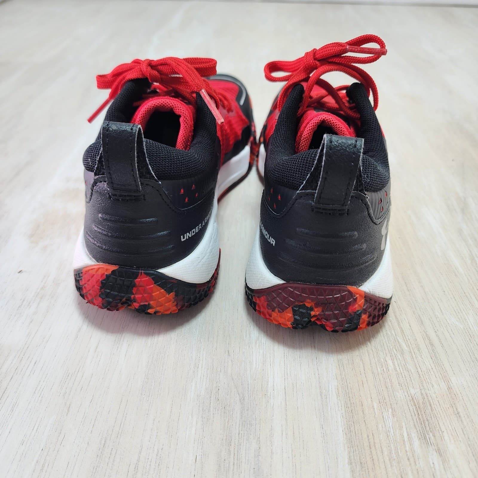 Under Armour Kids grade school Red Black Sneakers Shoes 3000144-600 Size 6Y - Thumbnail 6