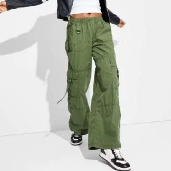 Wild Fable Olive Green Wide Leg Cargo Pants Women Medium NWT Streetwear Utility - Thumbnail 2