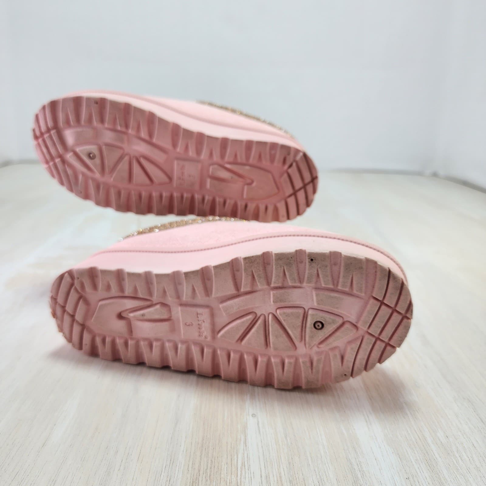 Link Girls Pink Faux Fur Rhinestone Platform Slippers Size 3 Kids Blush Clogs - Thumbnail 6