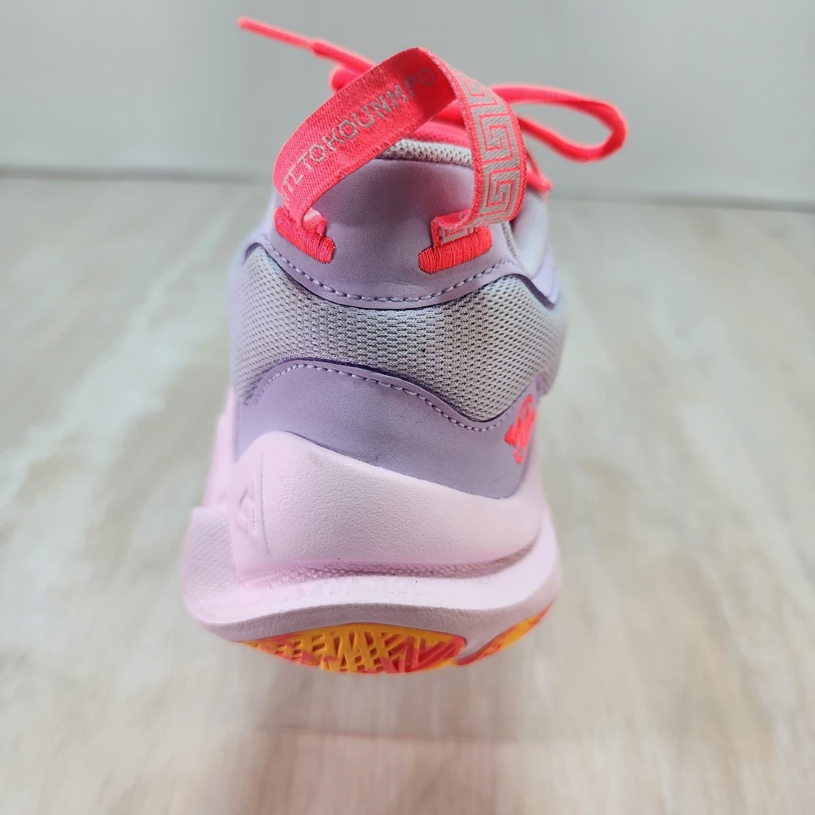 Nike Giannis Immortality 2 Men 9.5 Pink Purple Basketball Shoes DM0825-600 - Thumbnail 9