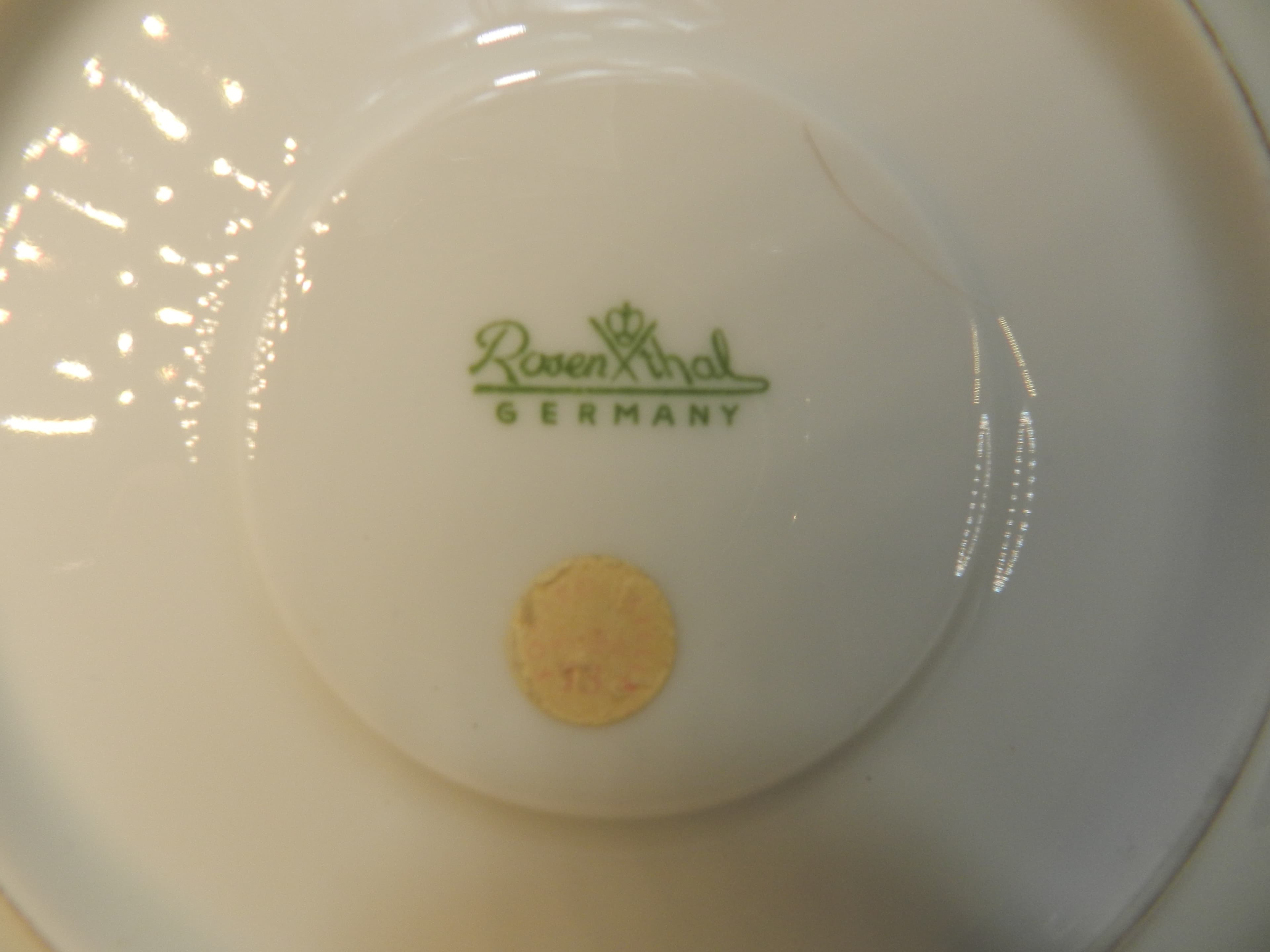 3 Vintage Rosenthal Continental Victorian Rose Tea Cups w/ Saucers (P89J) - Thumbnail 6
