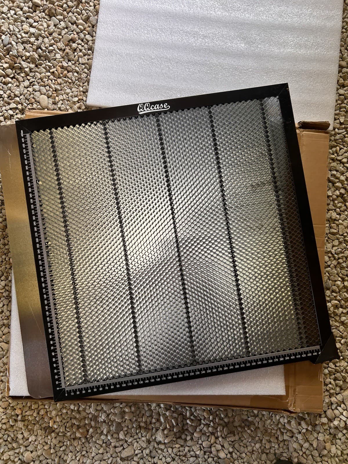 QQCASE 500MM X 500M Honeycomb Laser Engraver Bed Metal Cutting Work Table Panel
